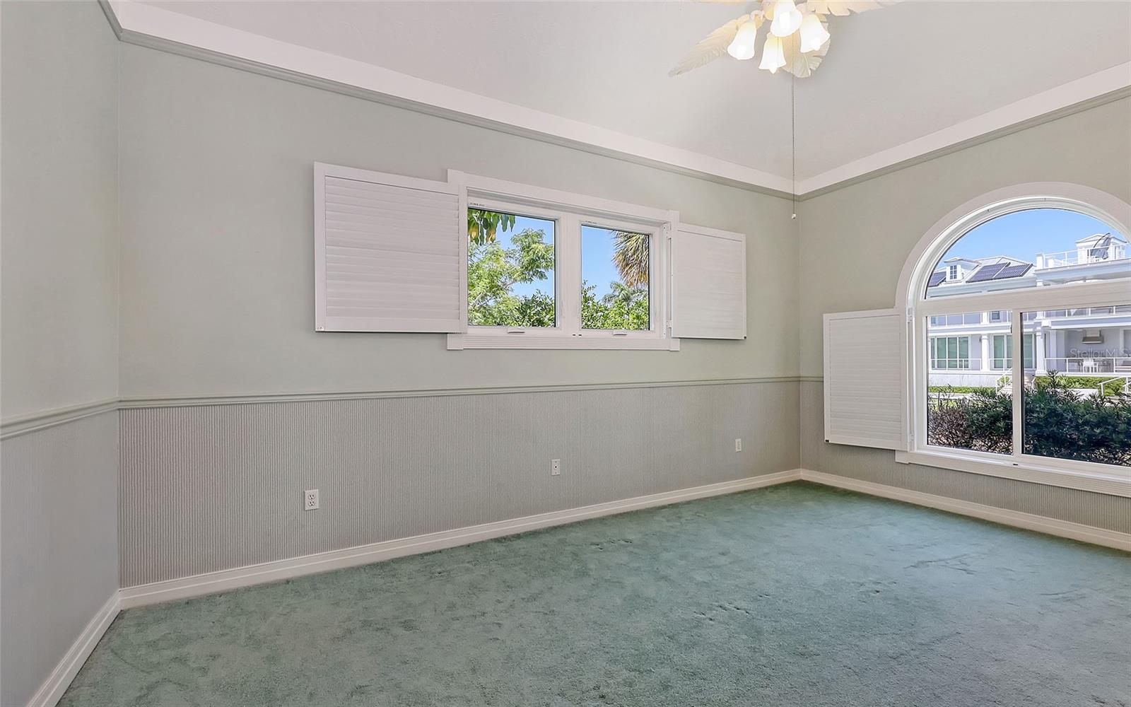 A4657691 Property Photo