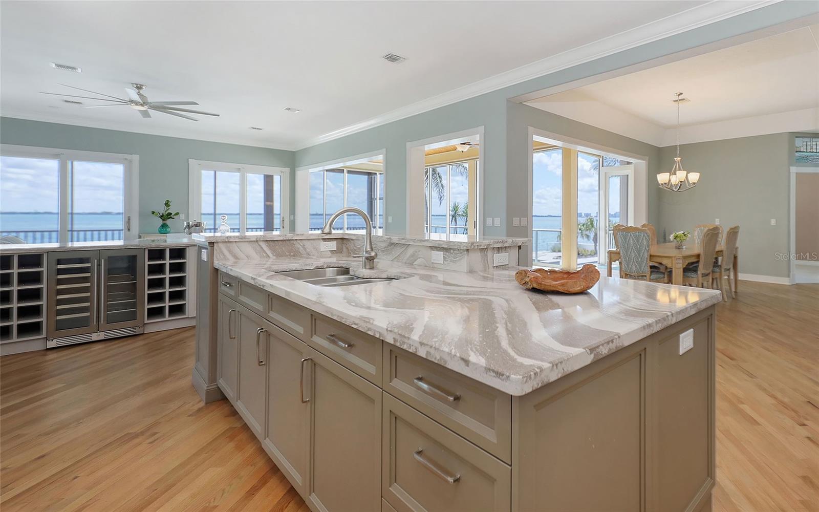 A4657691 Property Photo