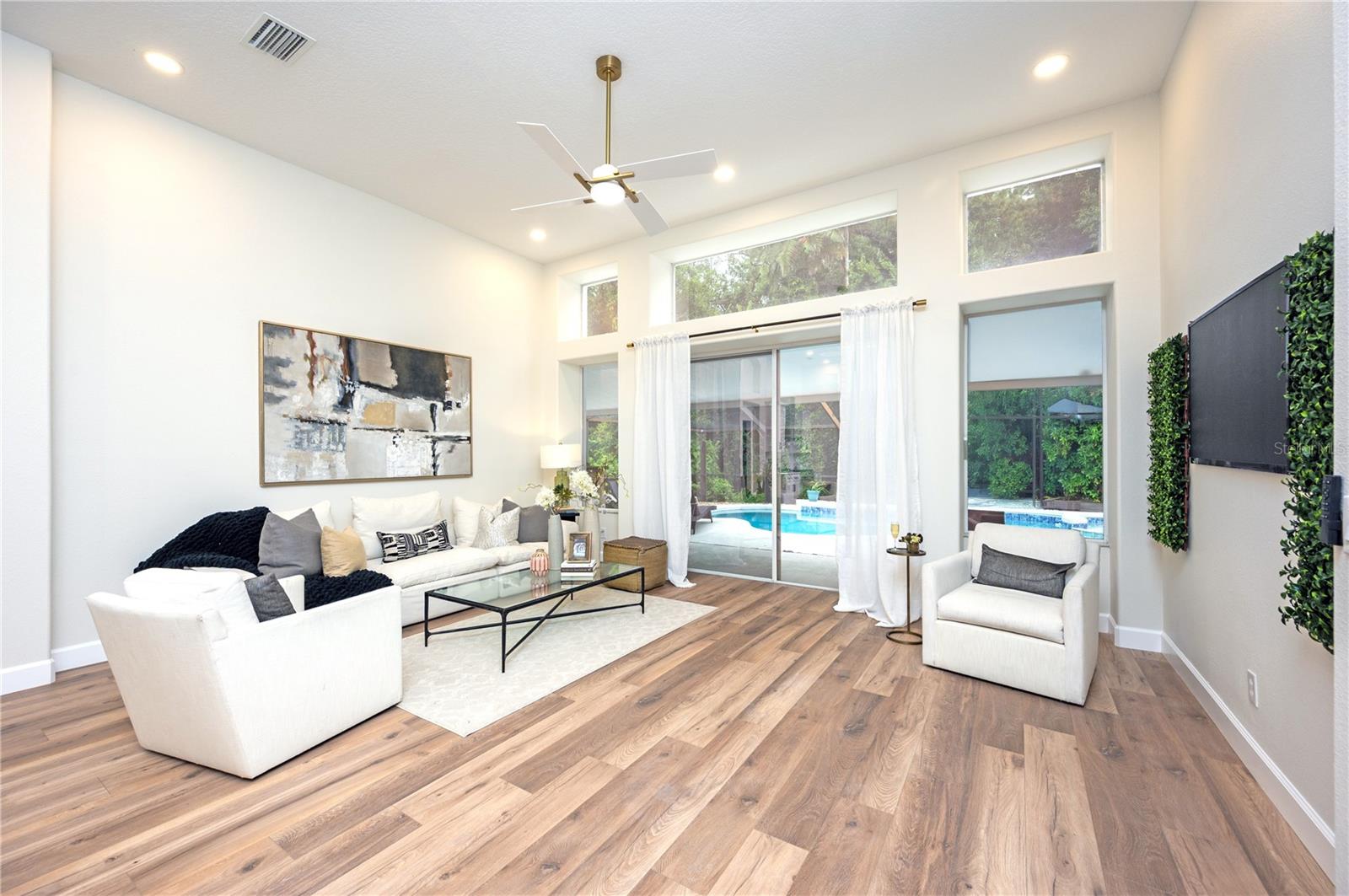 11725 DERBYSHIRE DR, TAMPA, FL, 33626