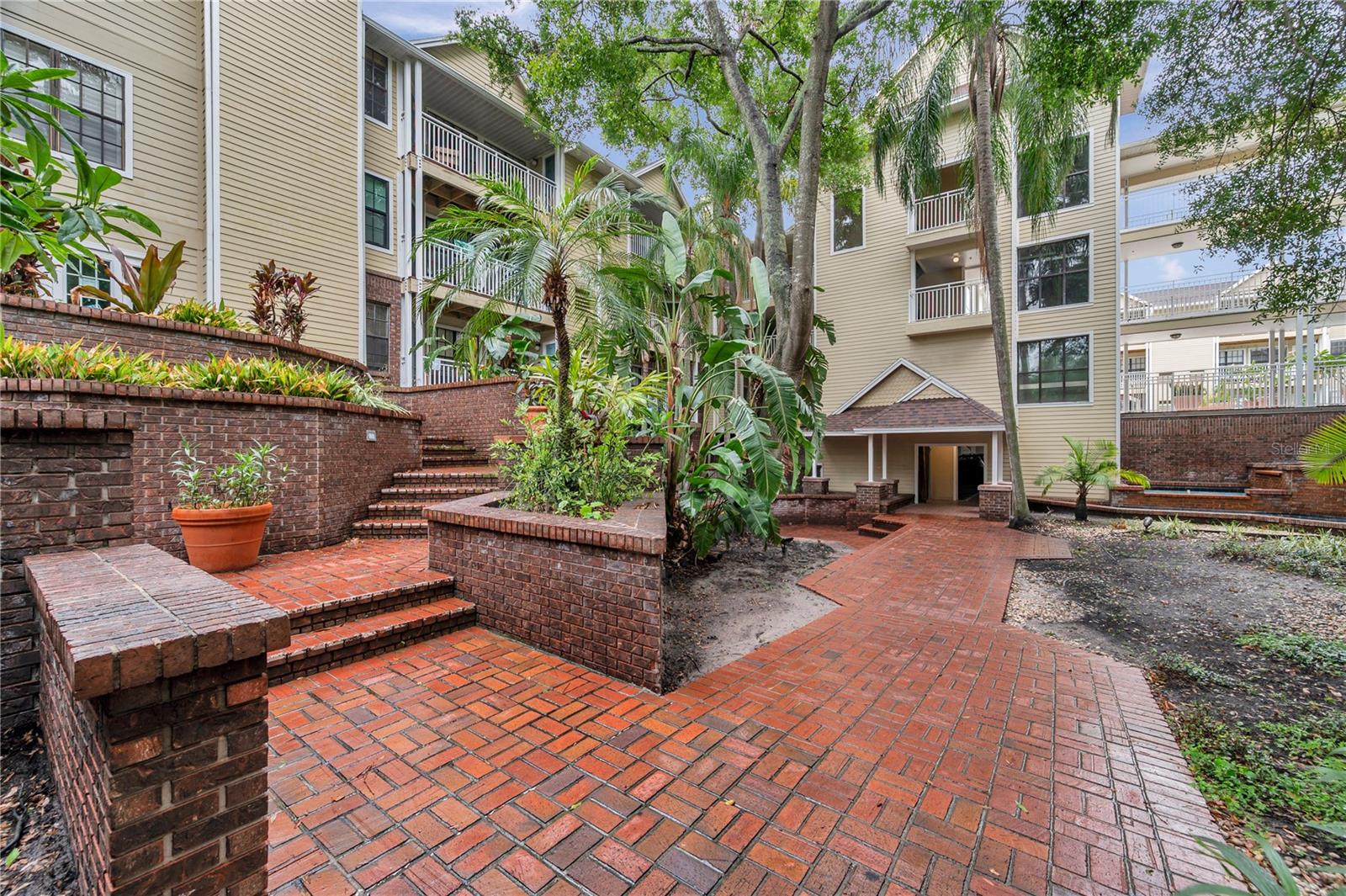 1000 W HORATIO ST #129, TAMPA, FL, 33606