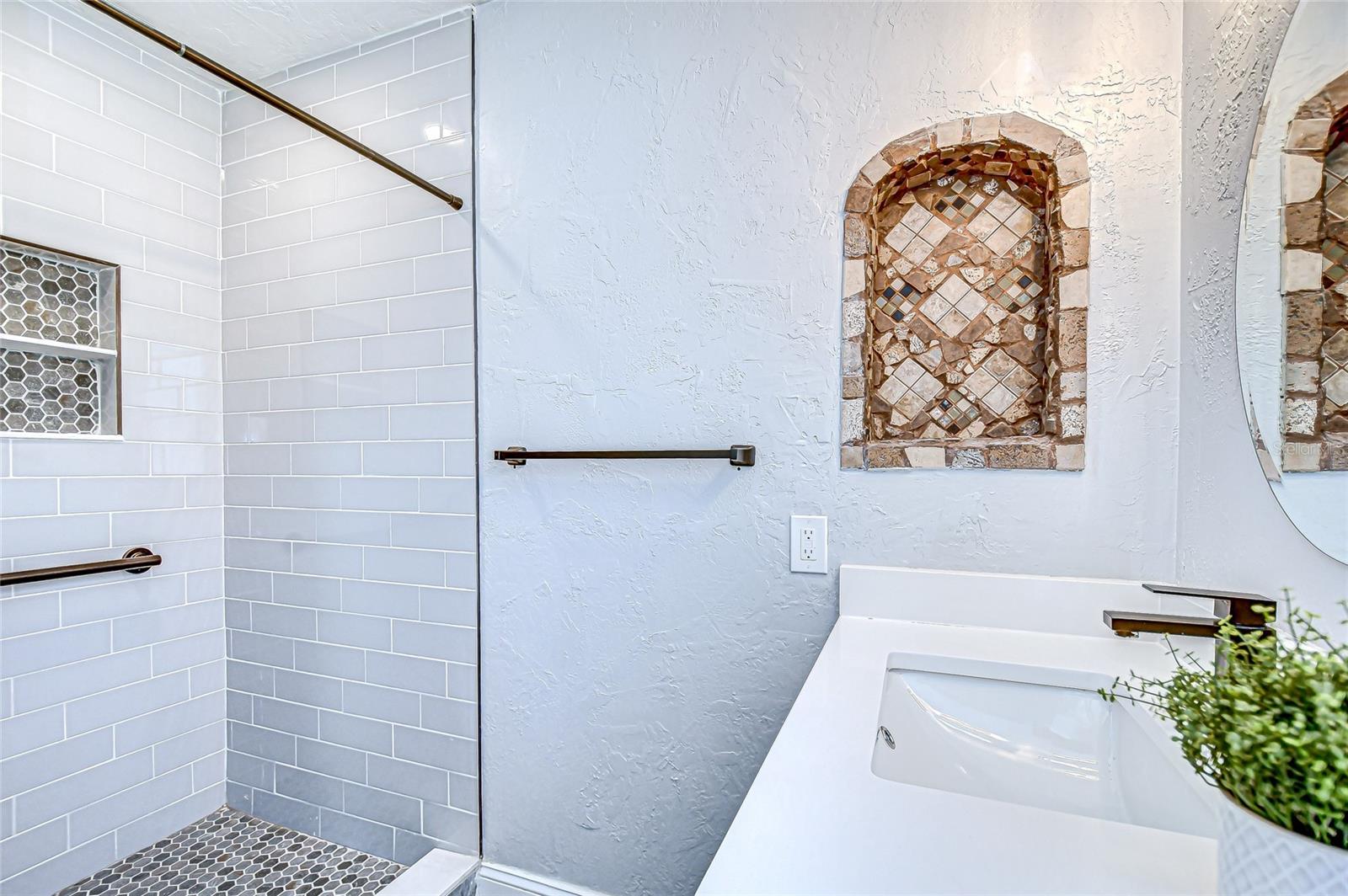 1637 66TH AVE S, ST PETERSBURG, FL, 33712