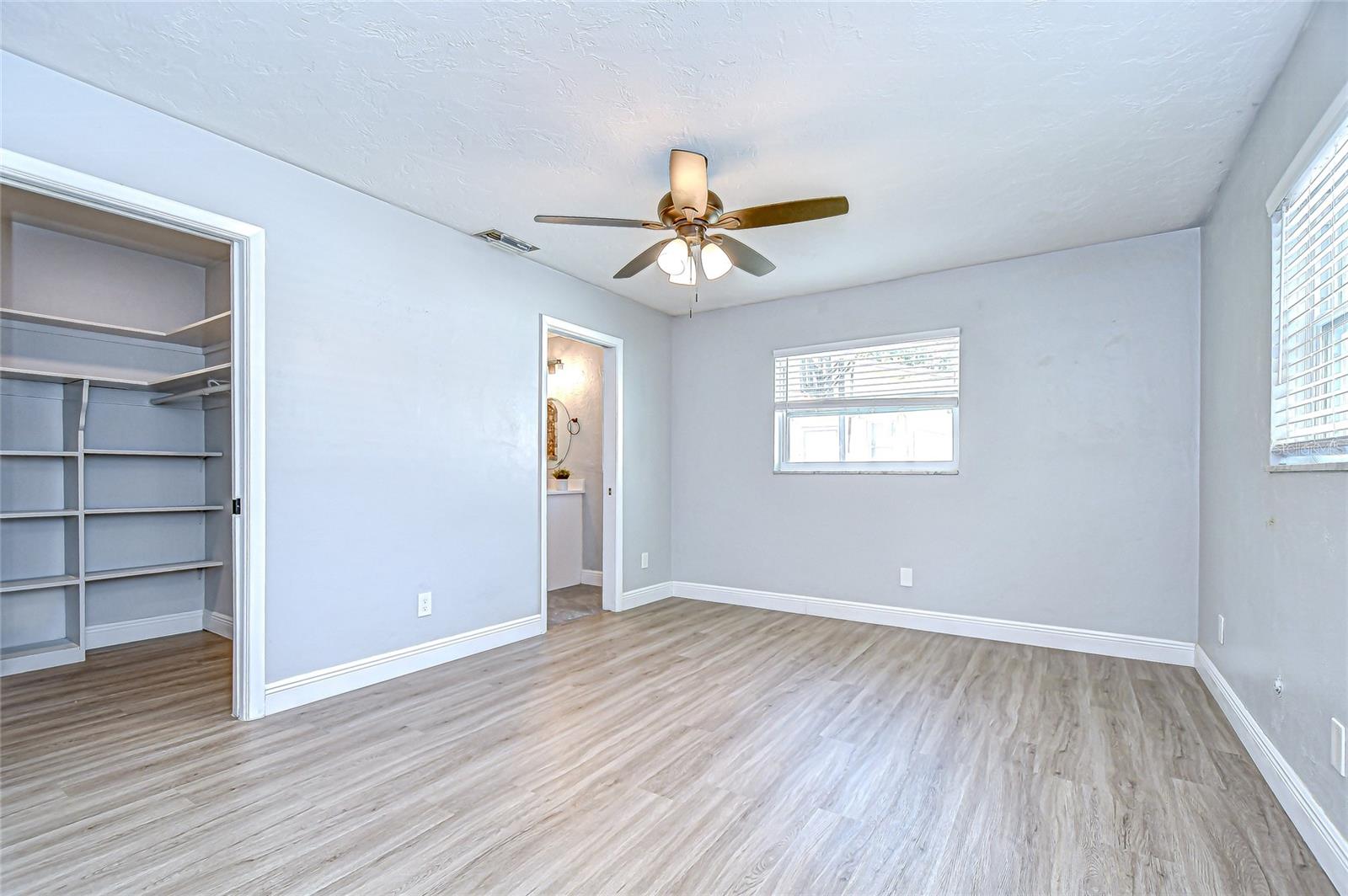 1637 66TH AVE S, ST PETERSBURG, FL, 33712