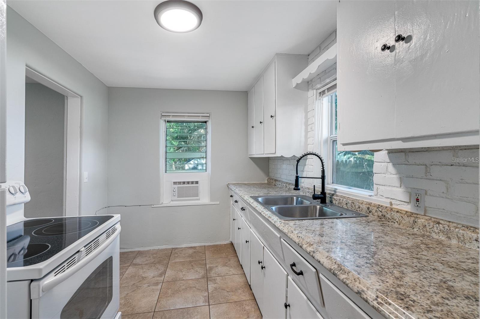 835 35TH AVE S, ST PETERSBURG, FL, 33705