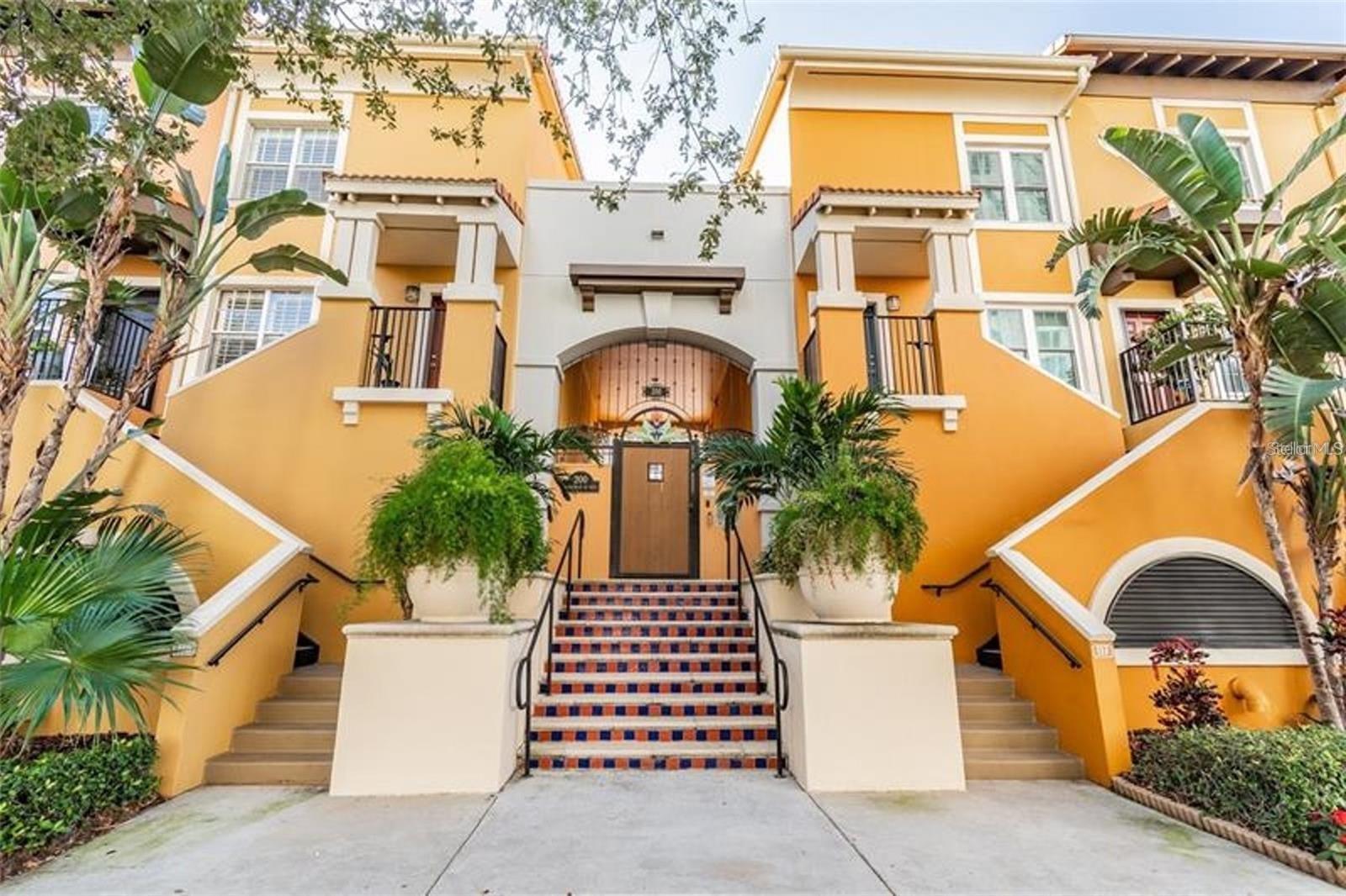 100 4TH AVE S #220, ST PETERSBURG, FL, 33701