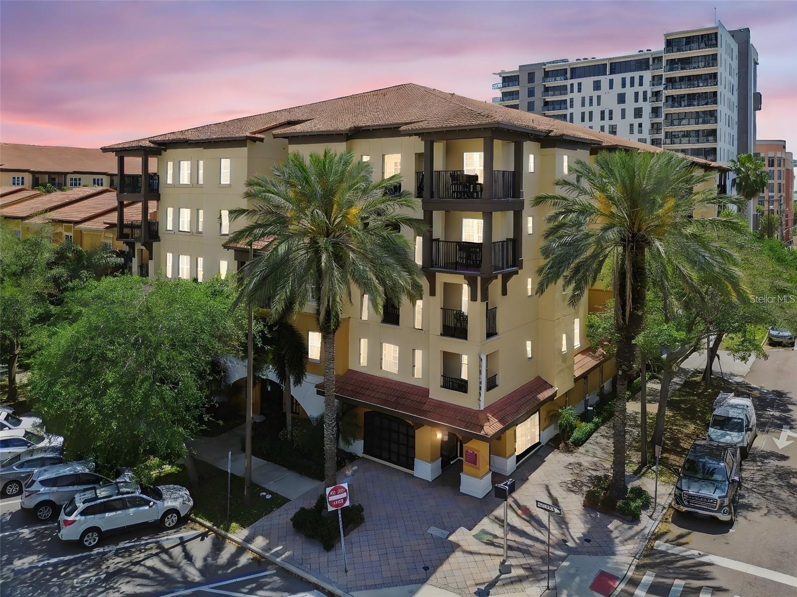 100 4TH AVE S #220, ST PETERSBURG, FL, 33701