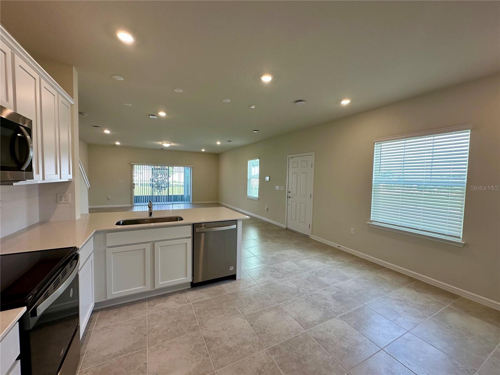 2502 WINSOME WAY, DAVENPORT, FL, 33896