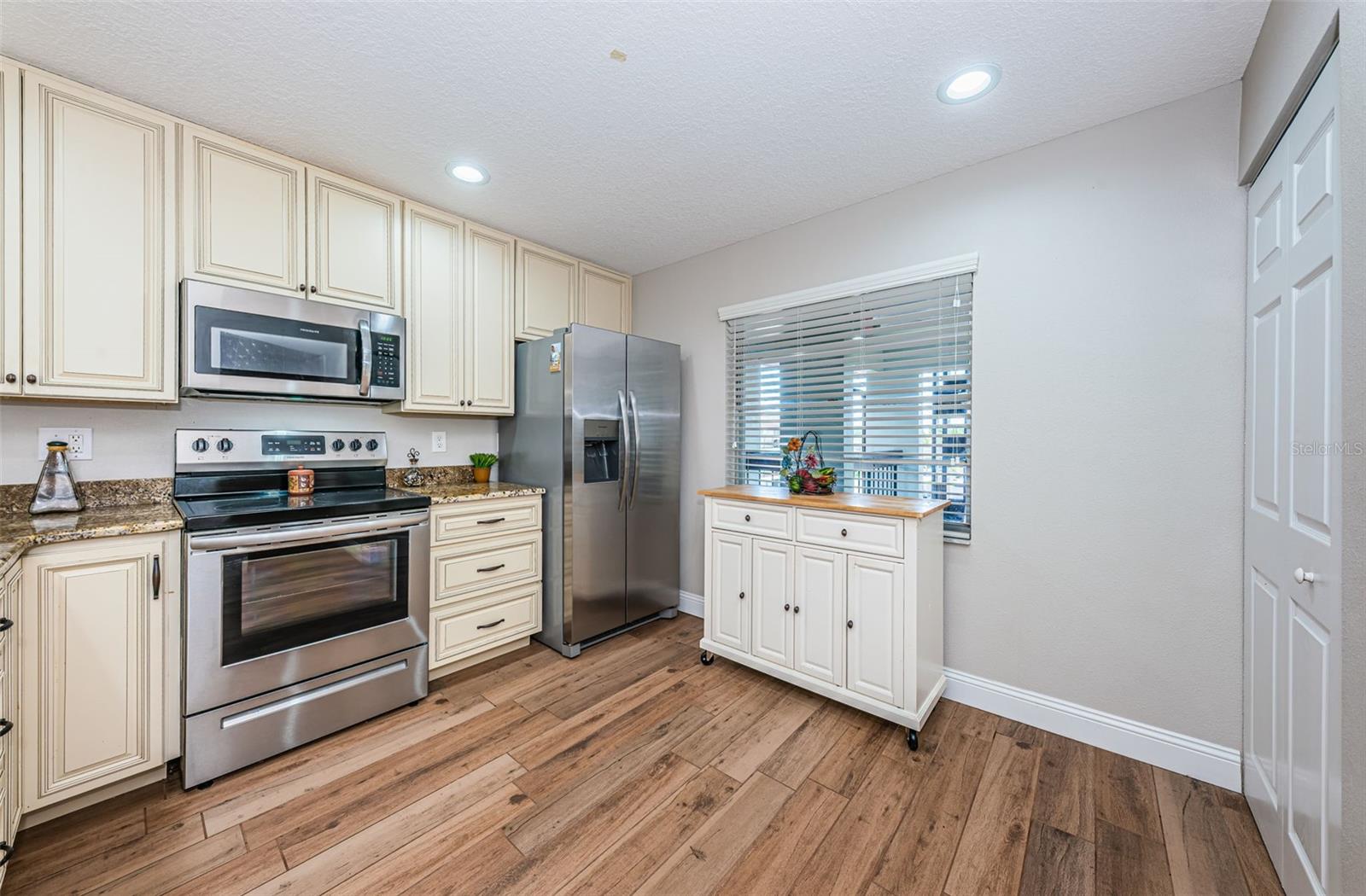 5157 SILENT LOOP #301, NEW PORT RICHEY, FL, 34652