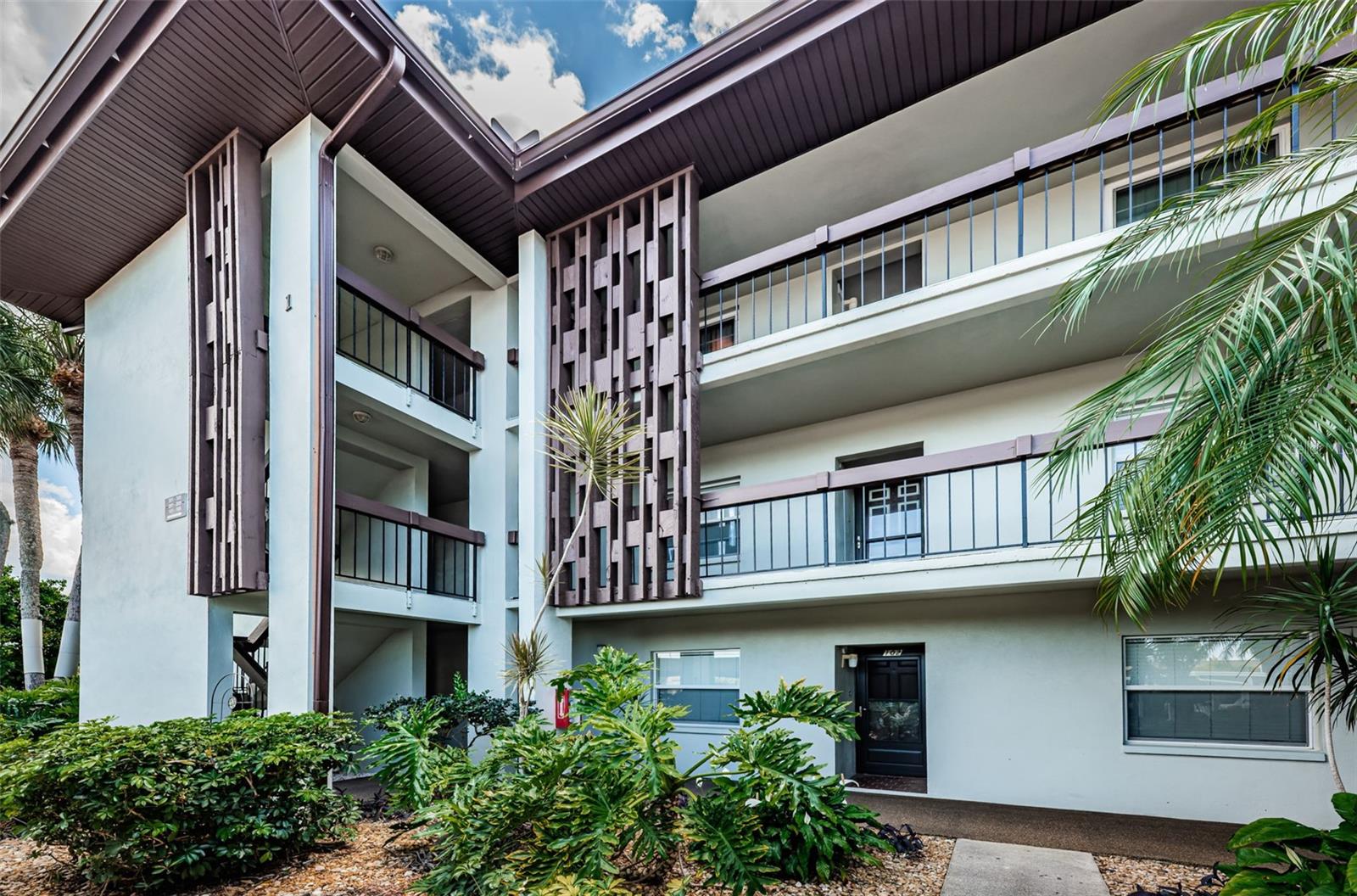 5157 SILENT LOOP #301, NEW PORT RICHEY, FL, 34652