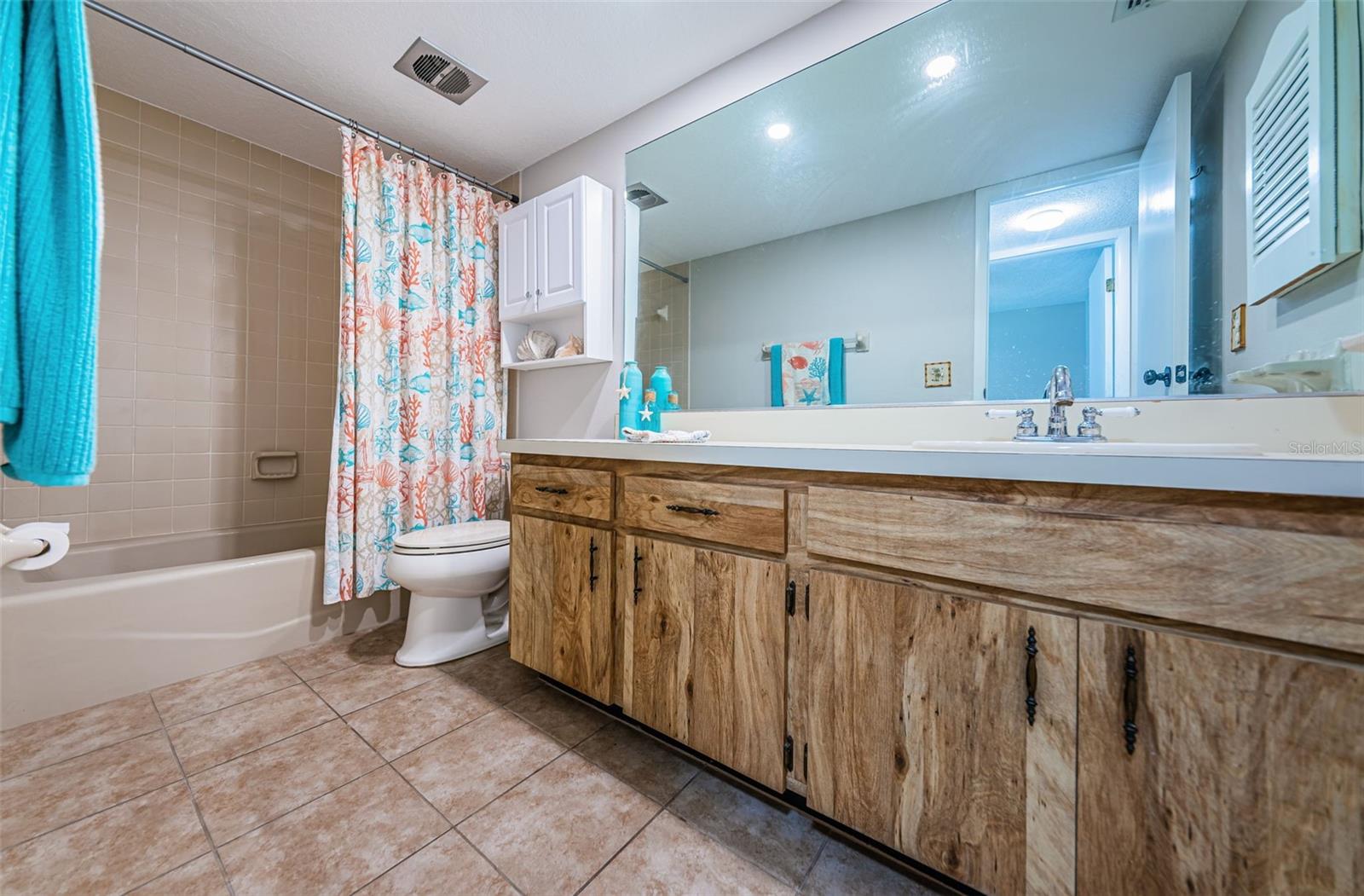 5157 SILENT LOOP #301, NEW PORT RICHEY, FL, 34652