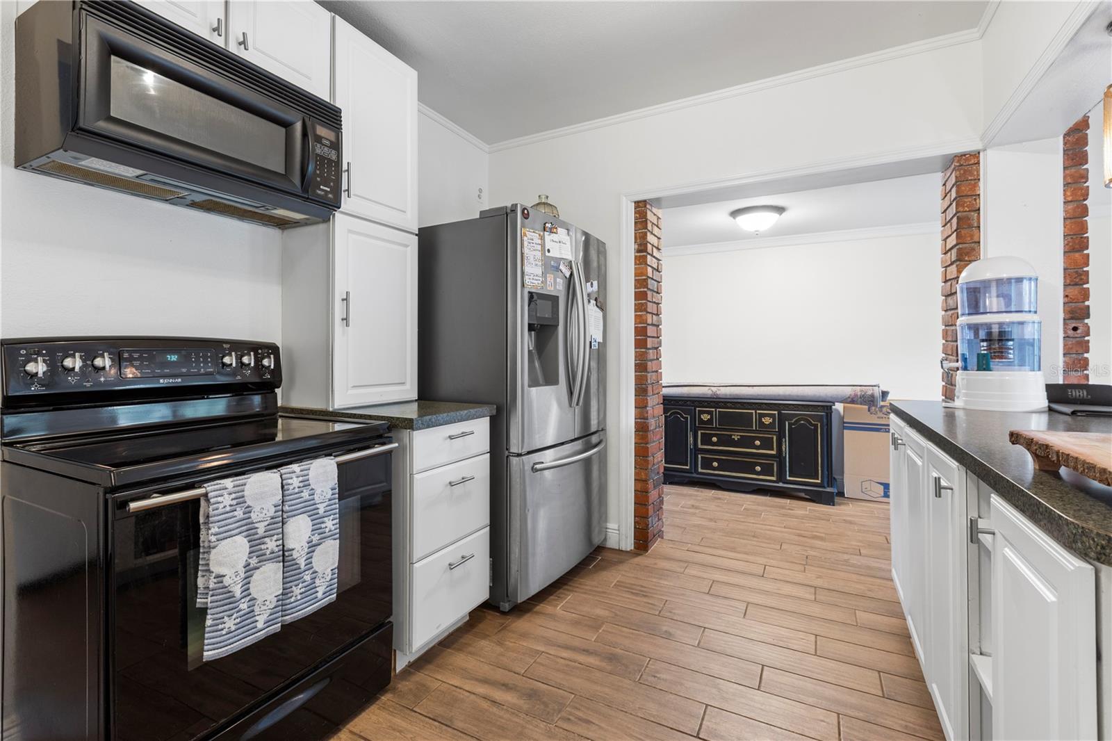 4905 W BARTLETT DR, TAMPA, FL, 33603