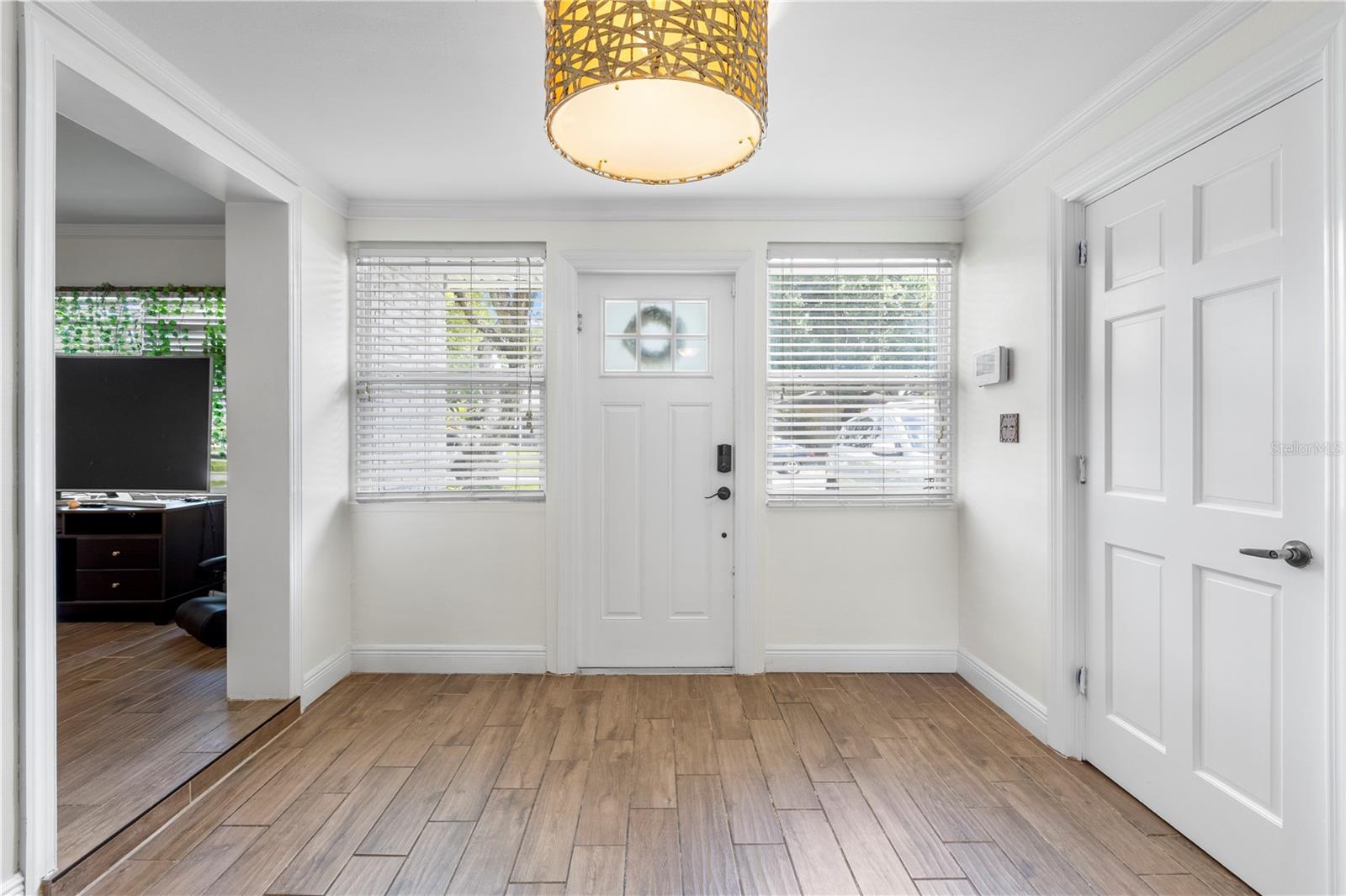 4905 W BARTLETT DR, TAMPA, FL, 33603