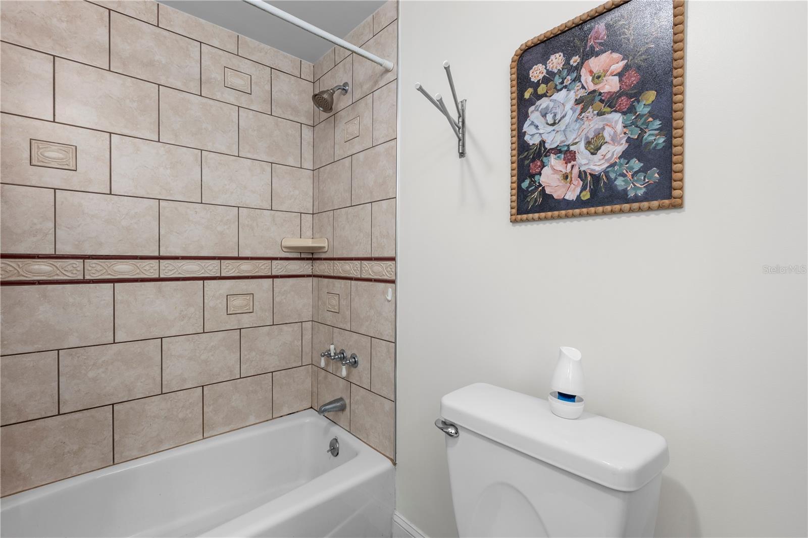 4905 W BARTLETT DR, TAMPA, FL, 33603