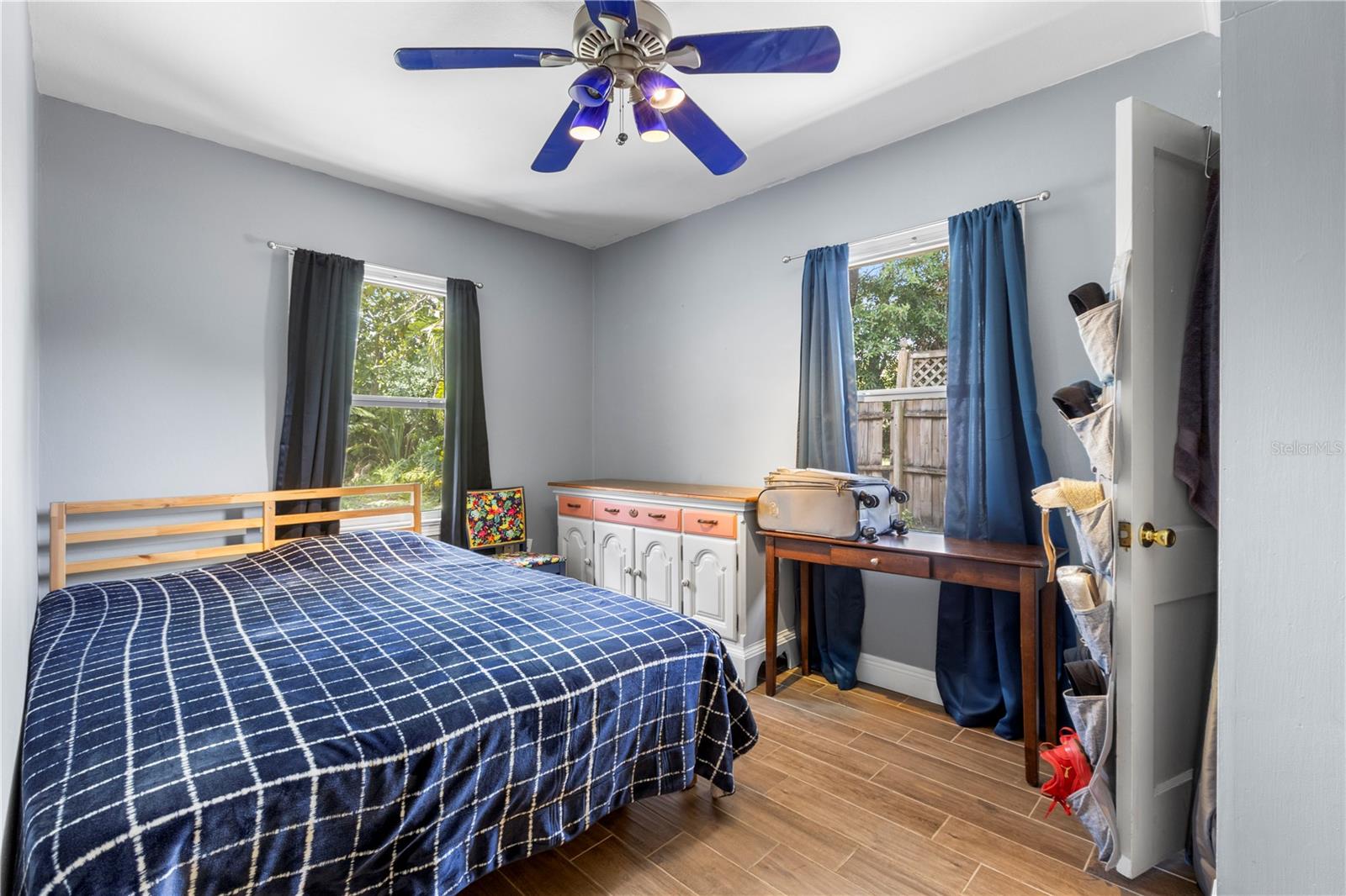 4905 W BARTLETT DR, TAMPA, FL, 33603