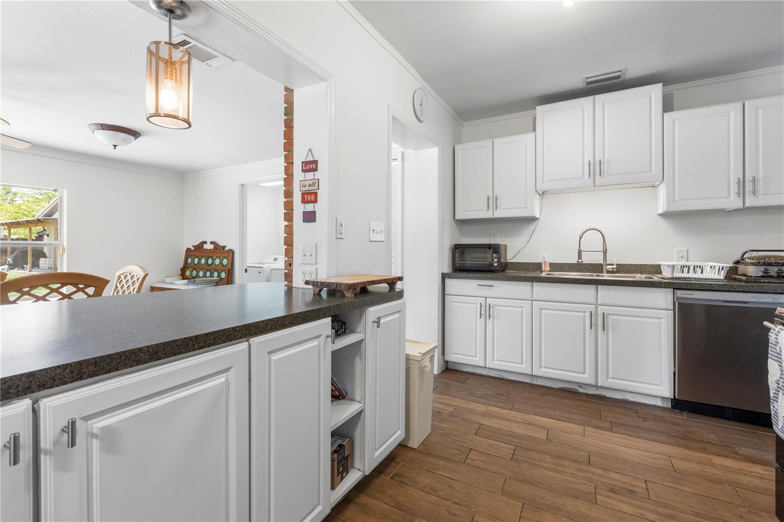 4905 W BARTLETT DR, TAMPA, FL, 33603