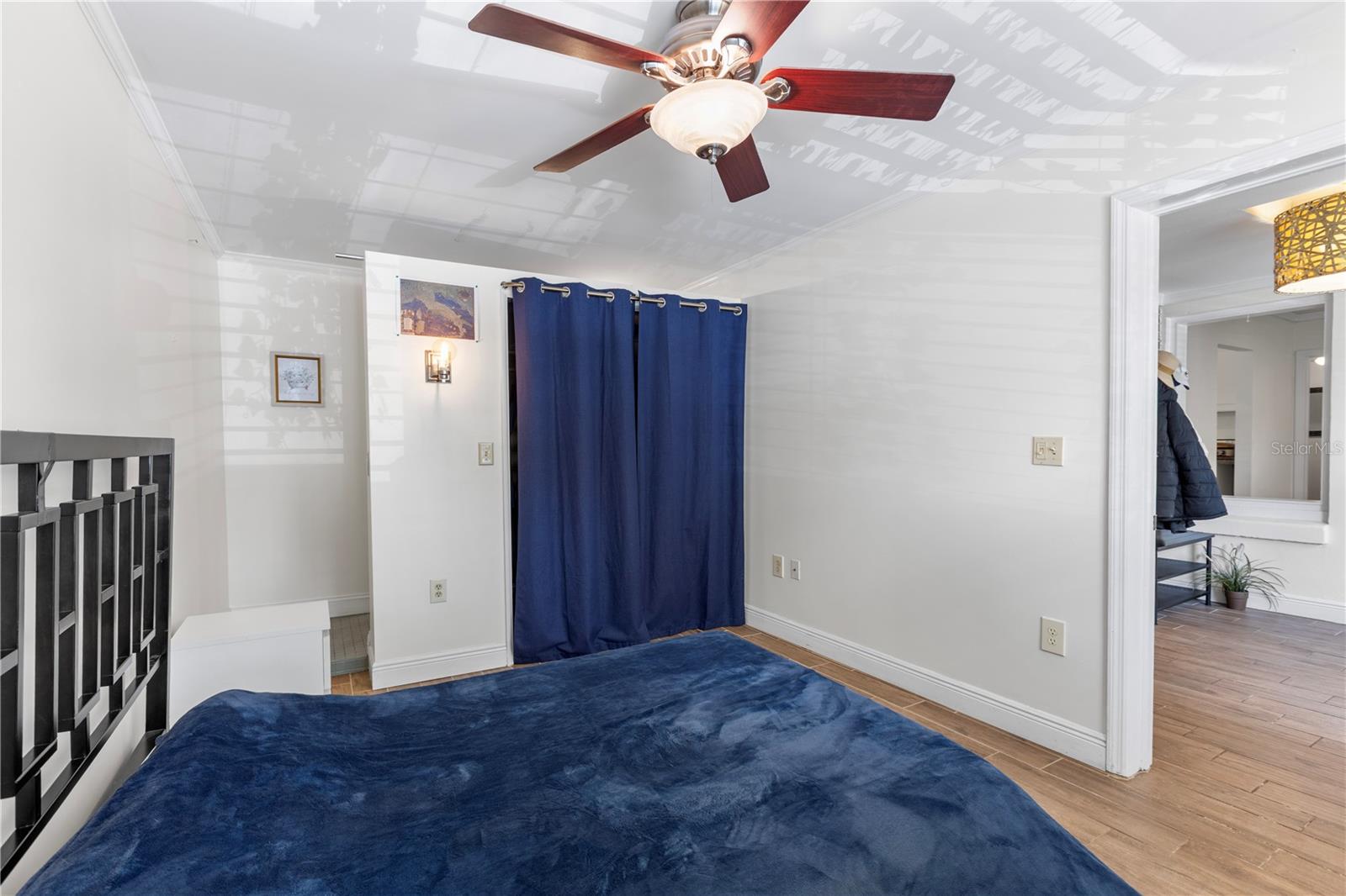 4905 W BARTLETT DR, TAMPA, FL, 33603