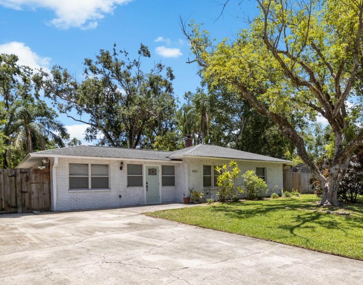 4905 W BARTLETT DR, TAMPA, FL, 33603