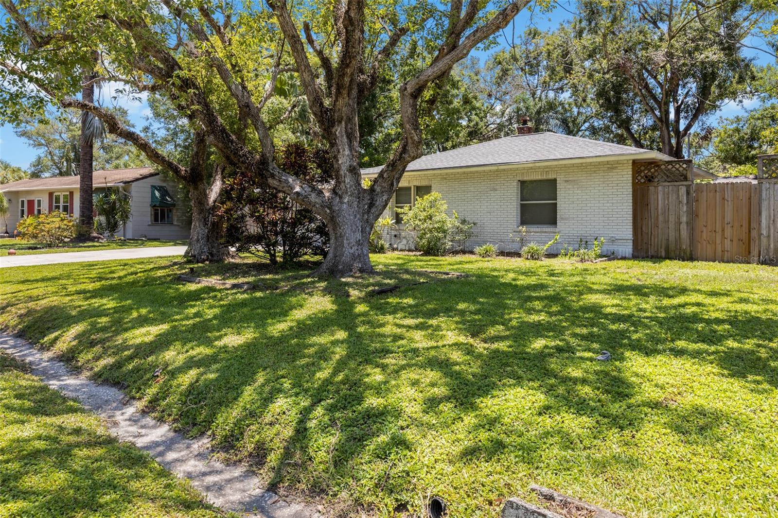 4905 W BARTLETT DR, TAMPA, FL, 33603