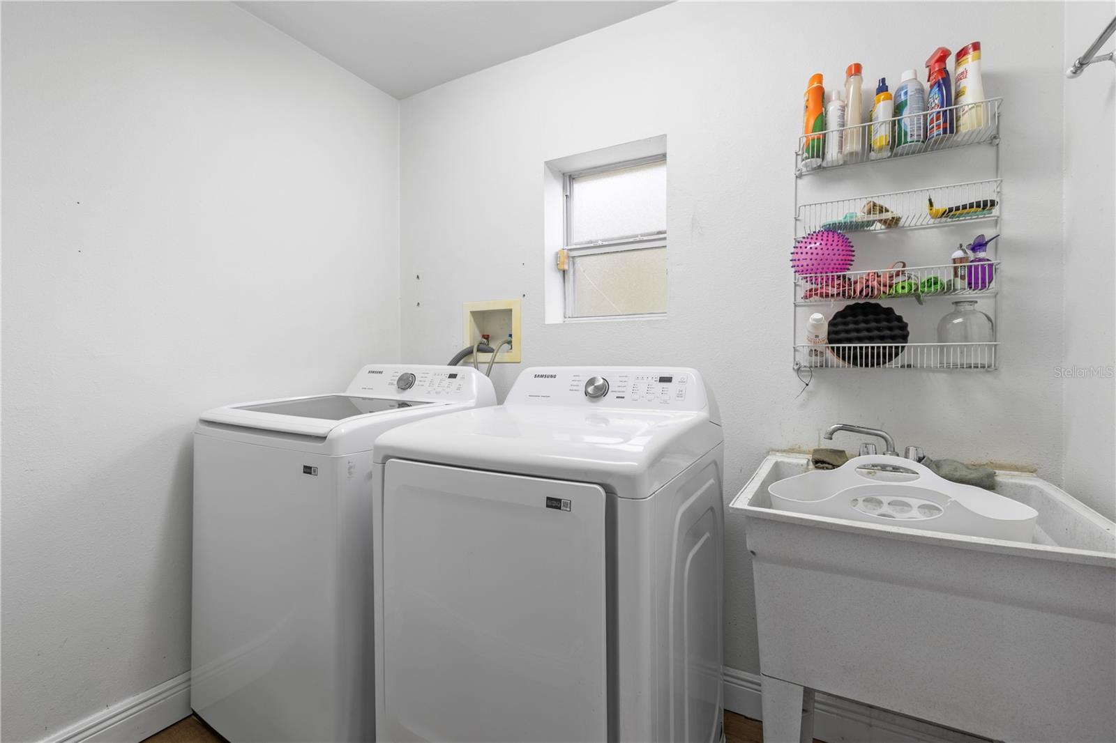 4905 W BARTLETT DR, TAMPA, FL, 33603