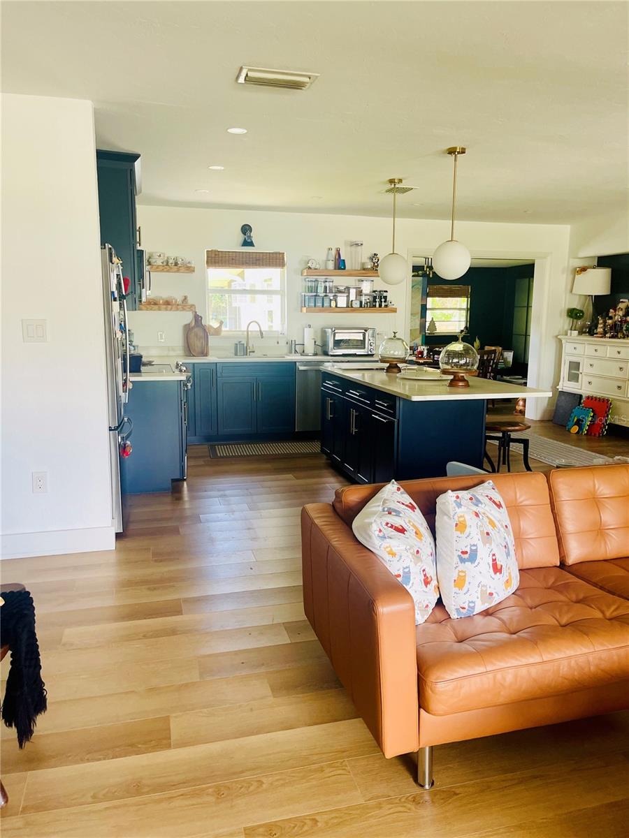 2408 SUNNYSIDE ST, SARASOTA, FL, 34239