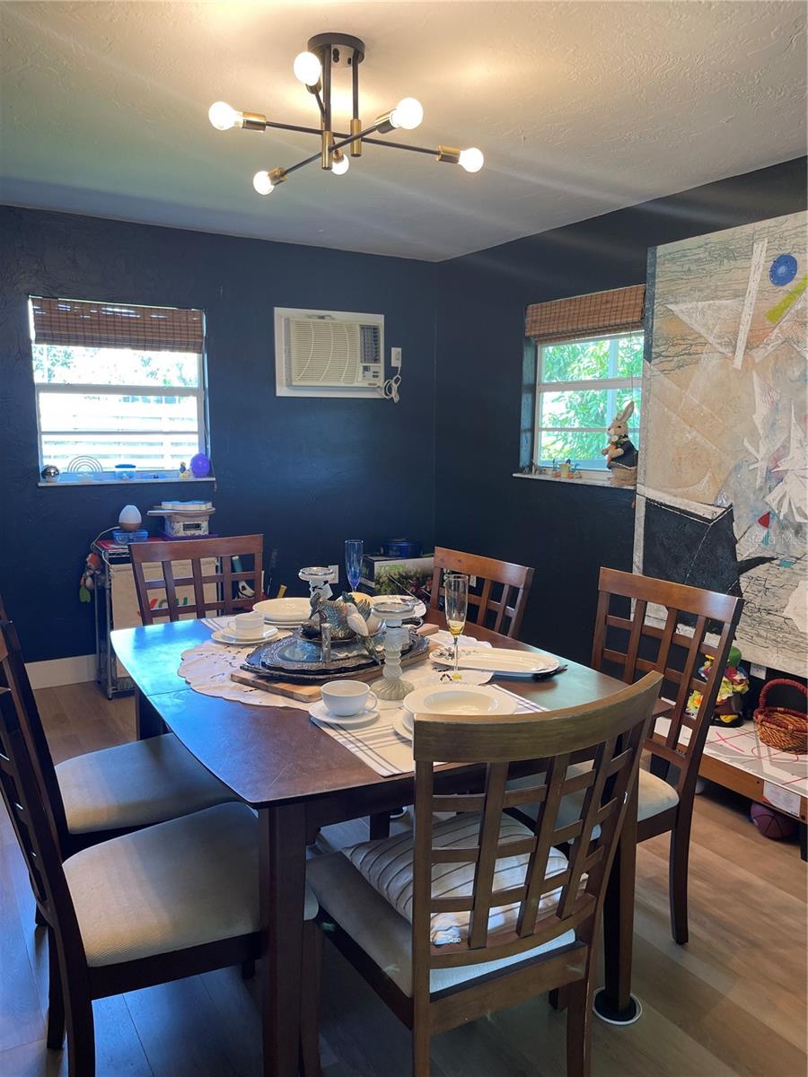 2408 SUNNYSIDE ST, SARASOTA, FL, 34239