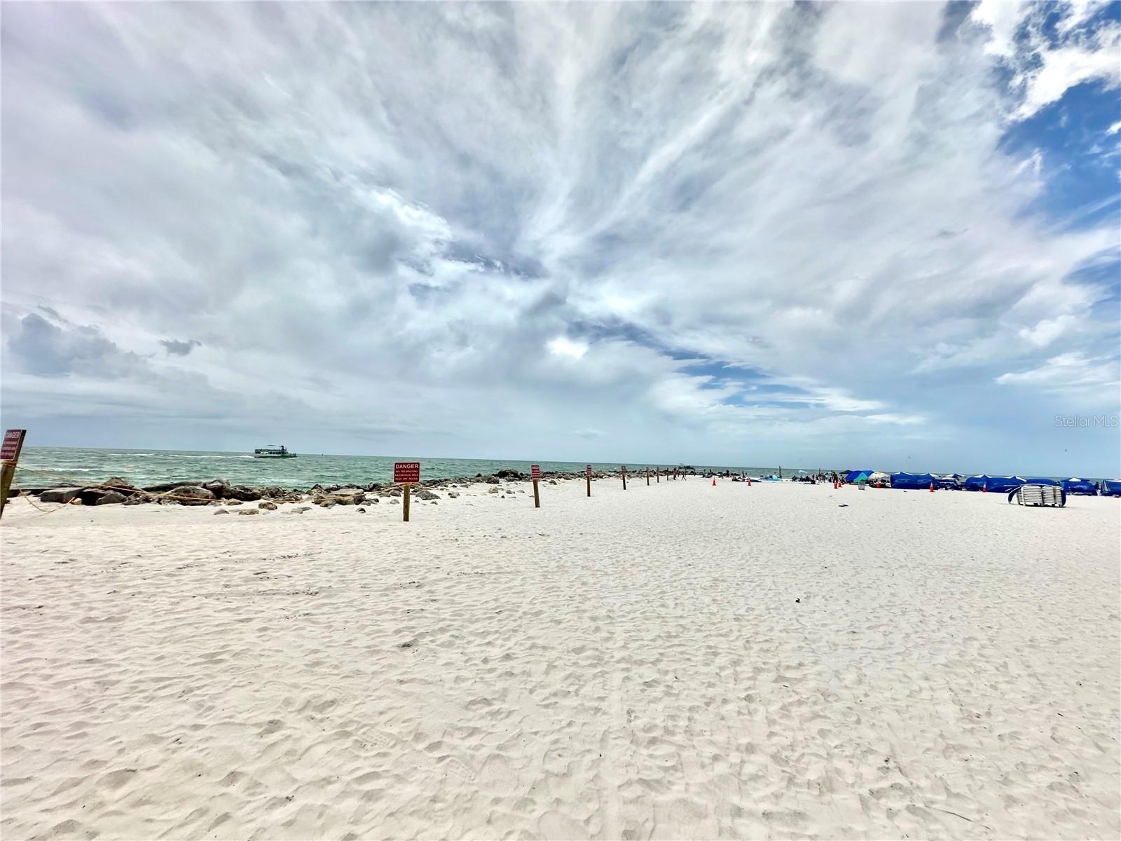 445 S GULFVIEW BLVD #421, CLEARWATER BEACH, FL, 33767