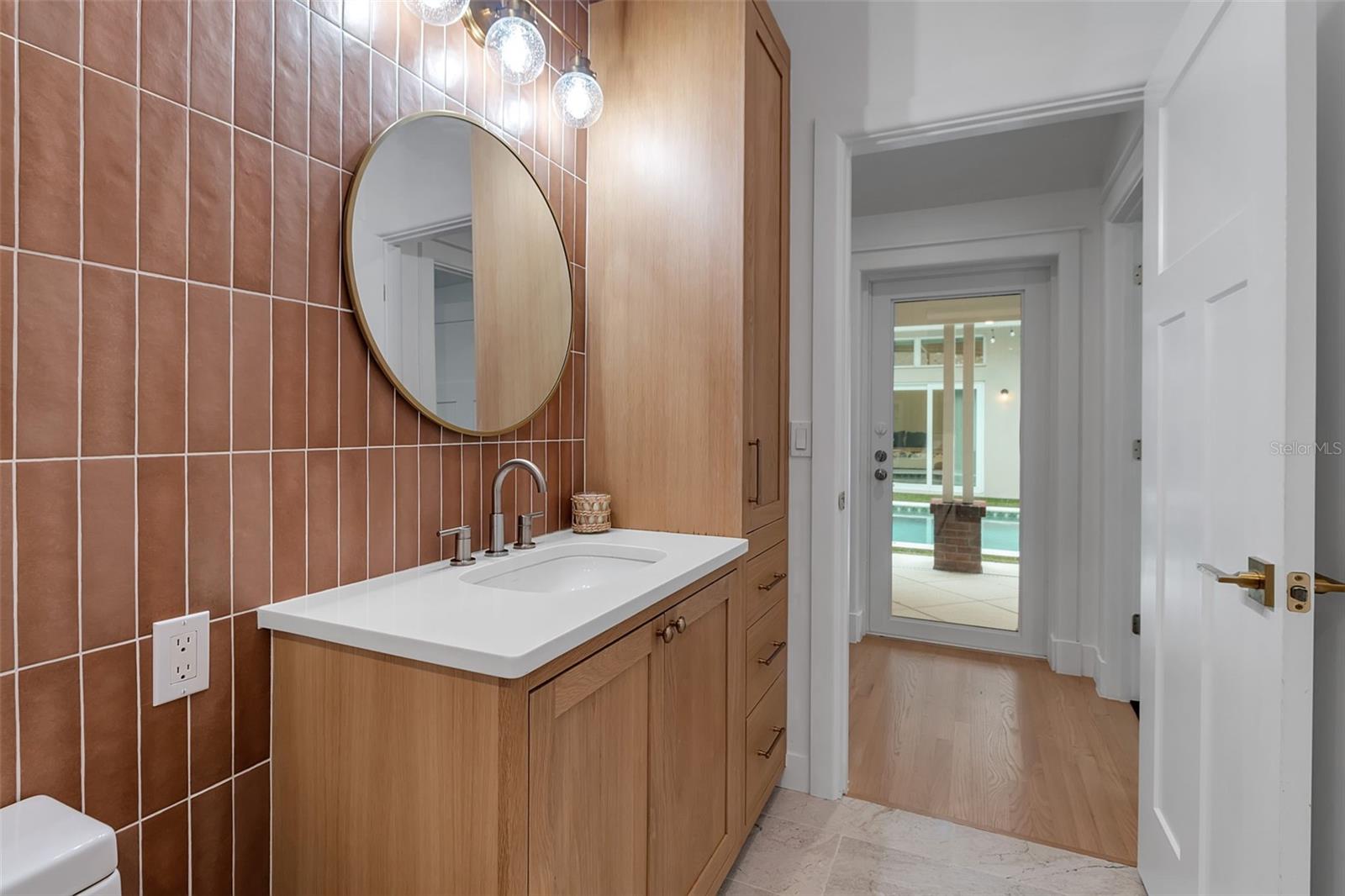 A4657794 Property Photo