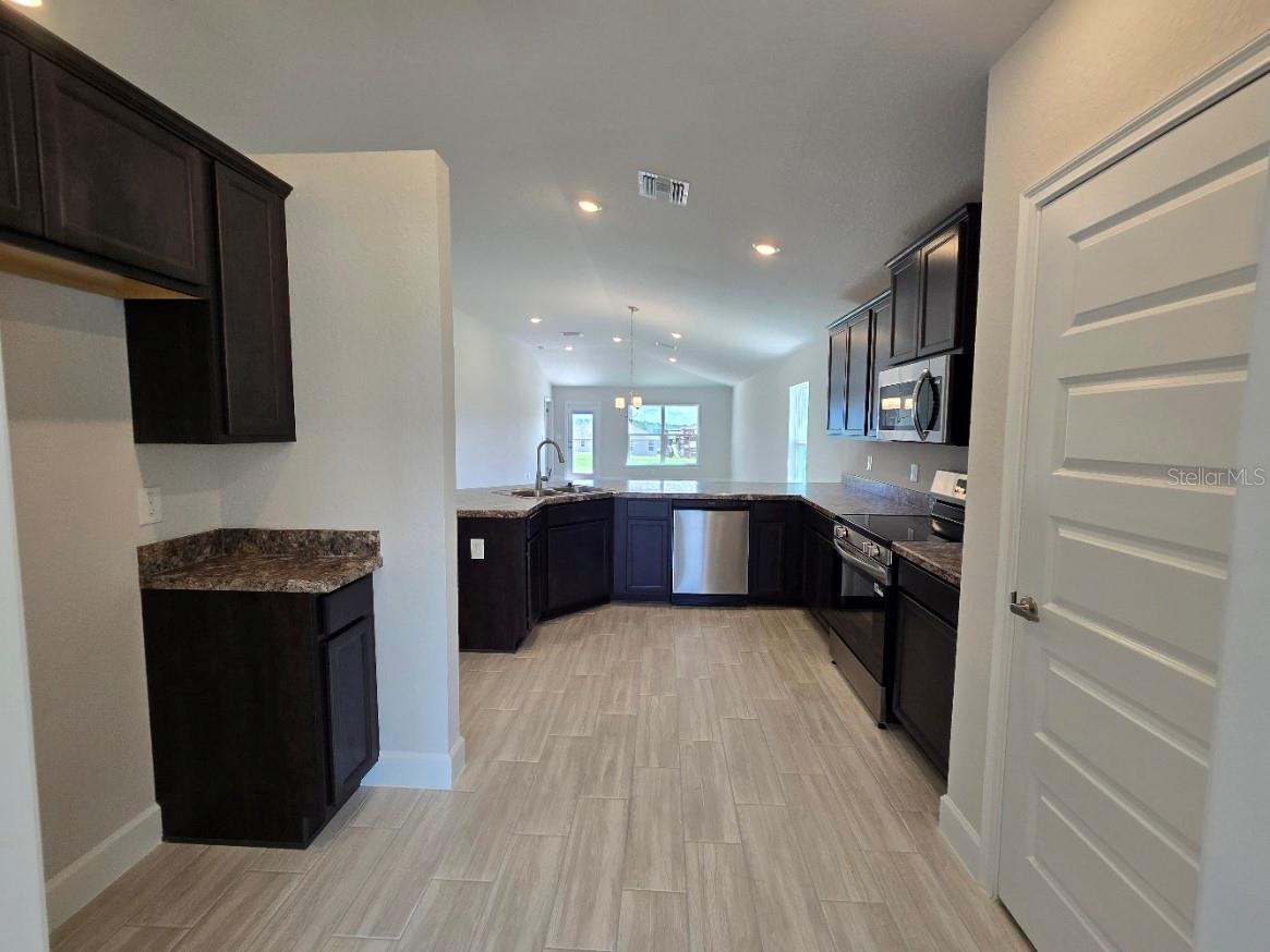 415 W PUTTING GREEN CT, BEVERLY HILLS, FL, 34465