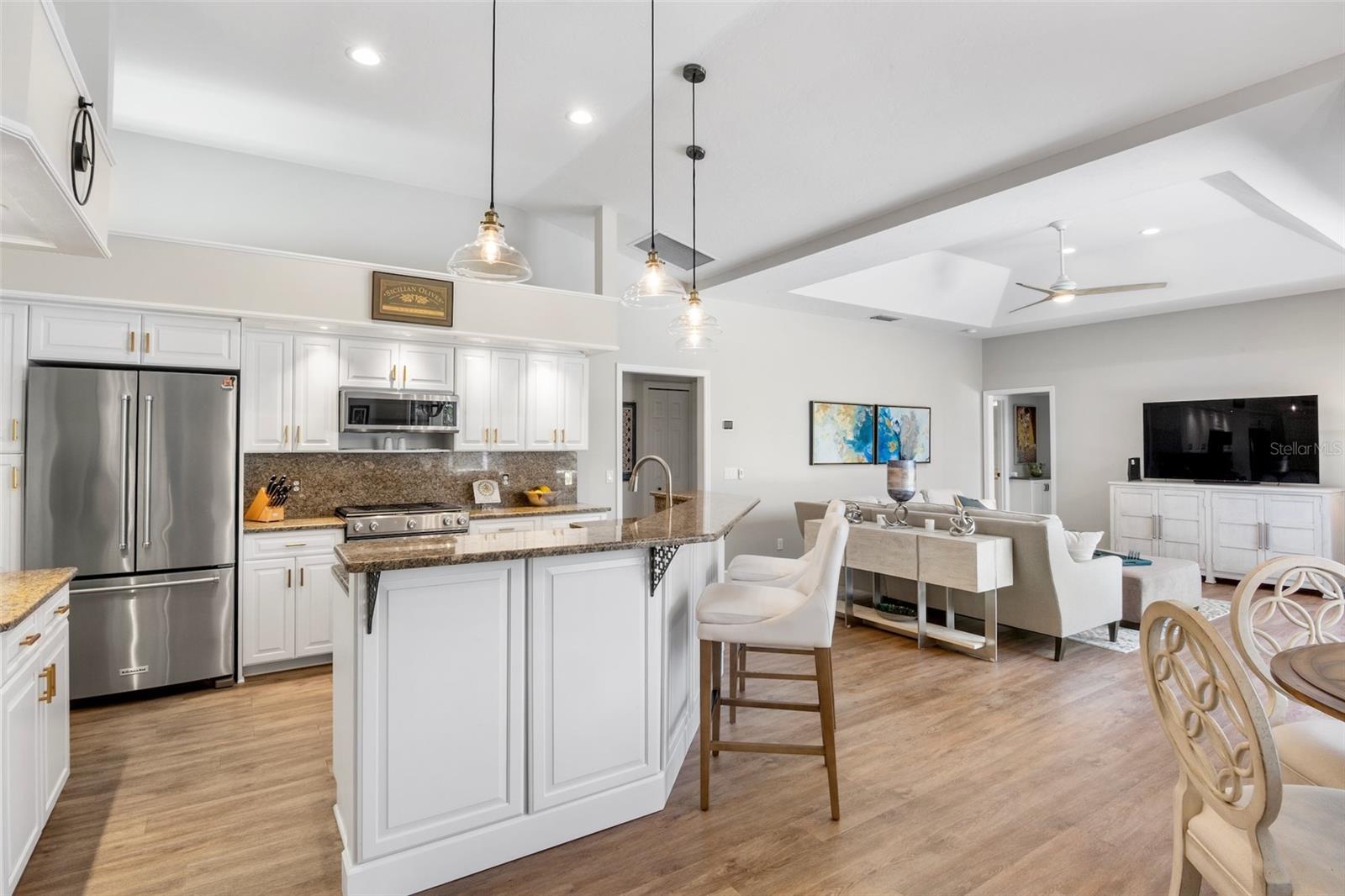A4657800 Property Photo