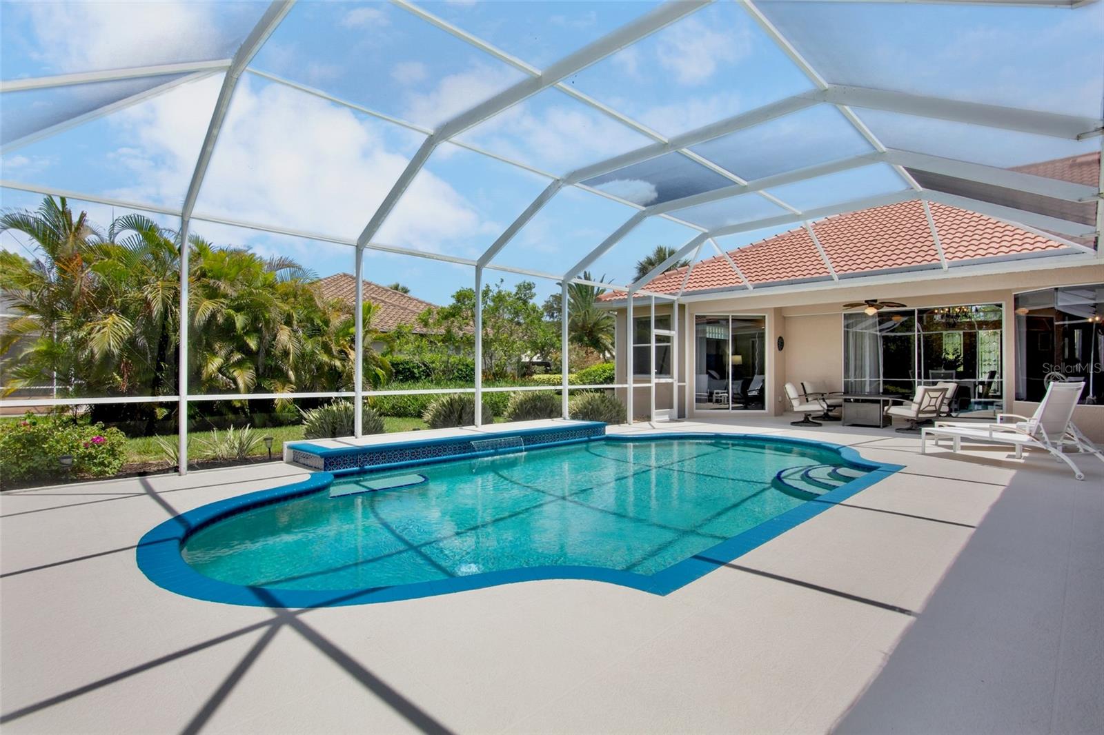 A4657800 Property Photo