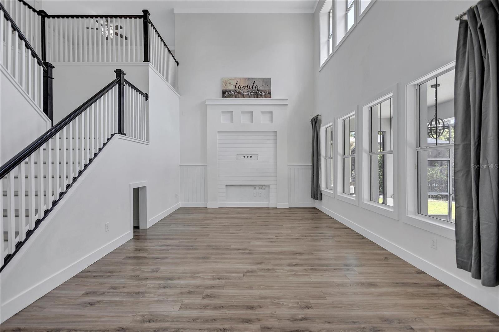 5951 PARKSET DR, LITHIA, FL, 33547