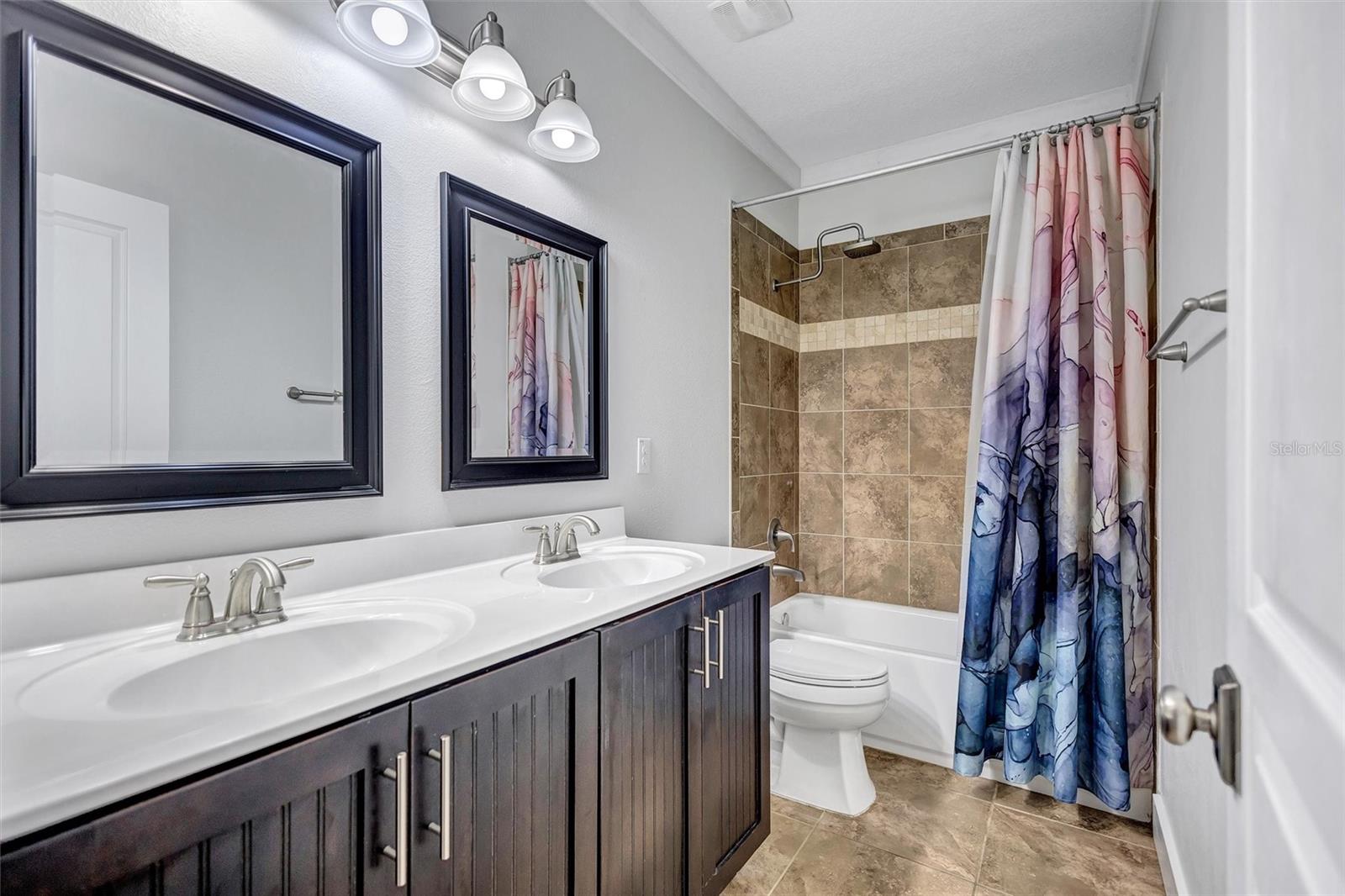 5951 PARKSET DR, LITHIA, FL, 33547