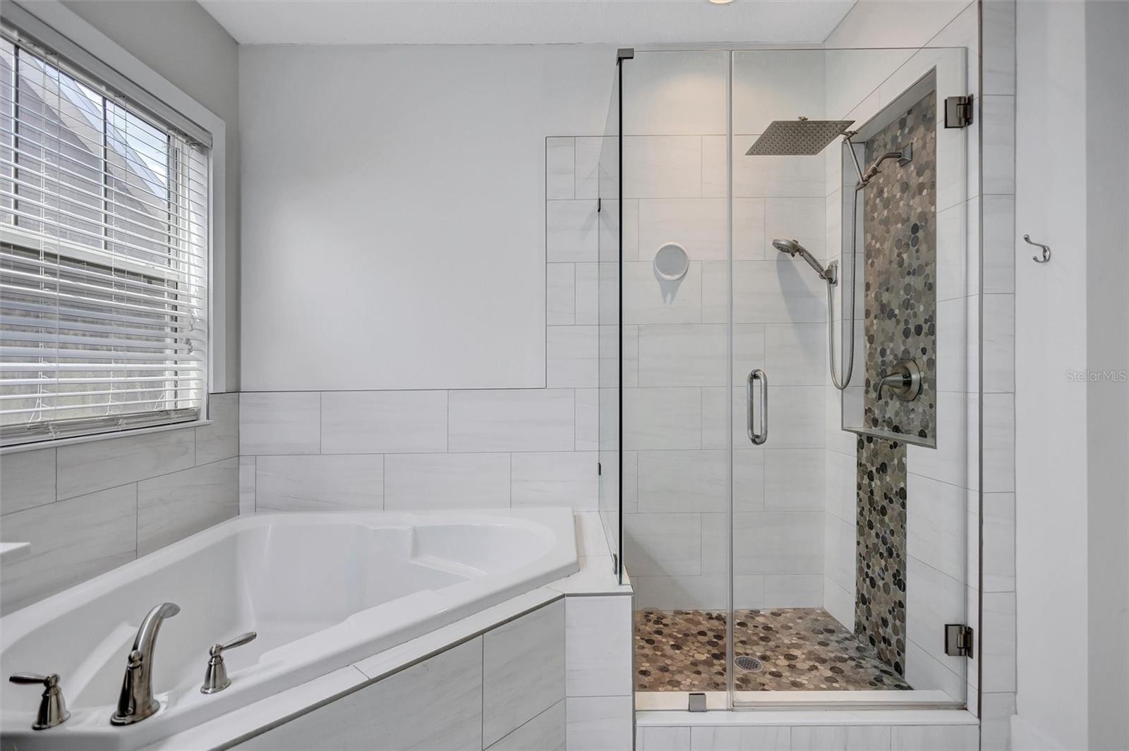 5951 PARKSET DR, LITHIA, FL, 33547