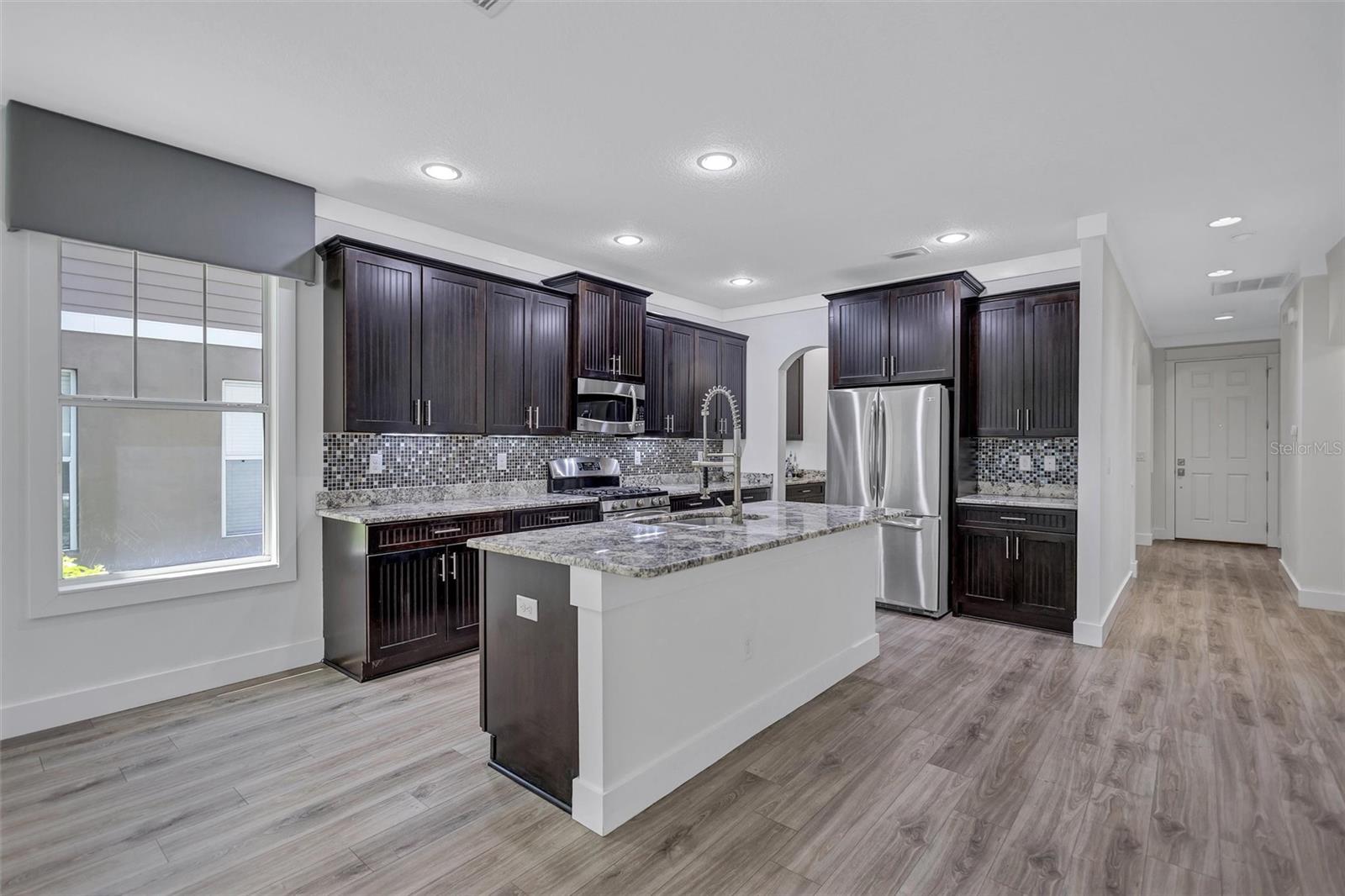 5951 PARKSET DR, LITHIA, FL, 33547