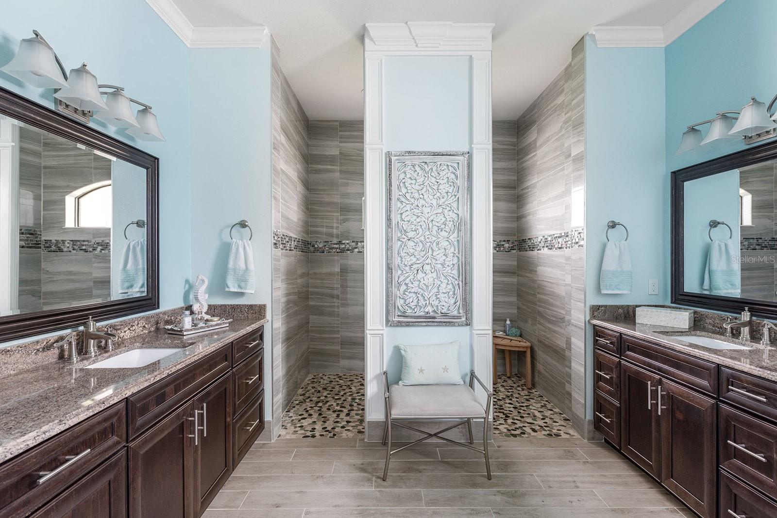 1131 ROTONDA CIR, ROTONDA WEST, FL, 33947