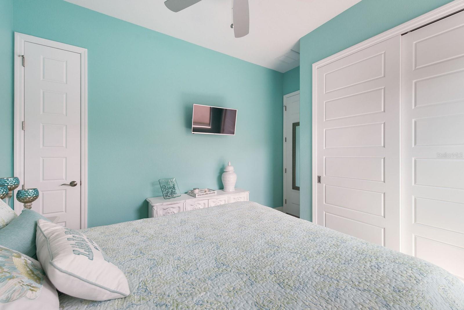 1131 ROTONDA CIR, ROTONDA WEST, FL, 33947