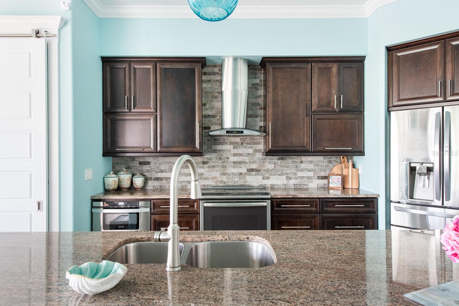 1131 ROTONDA CIR, ROTONDA WEST, FL, 33947