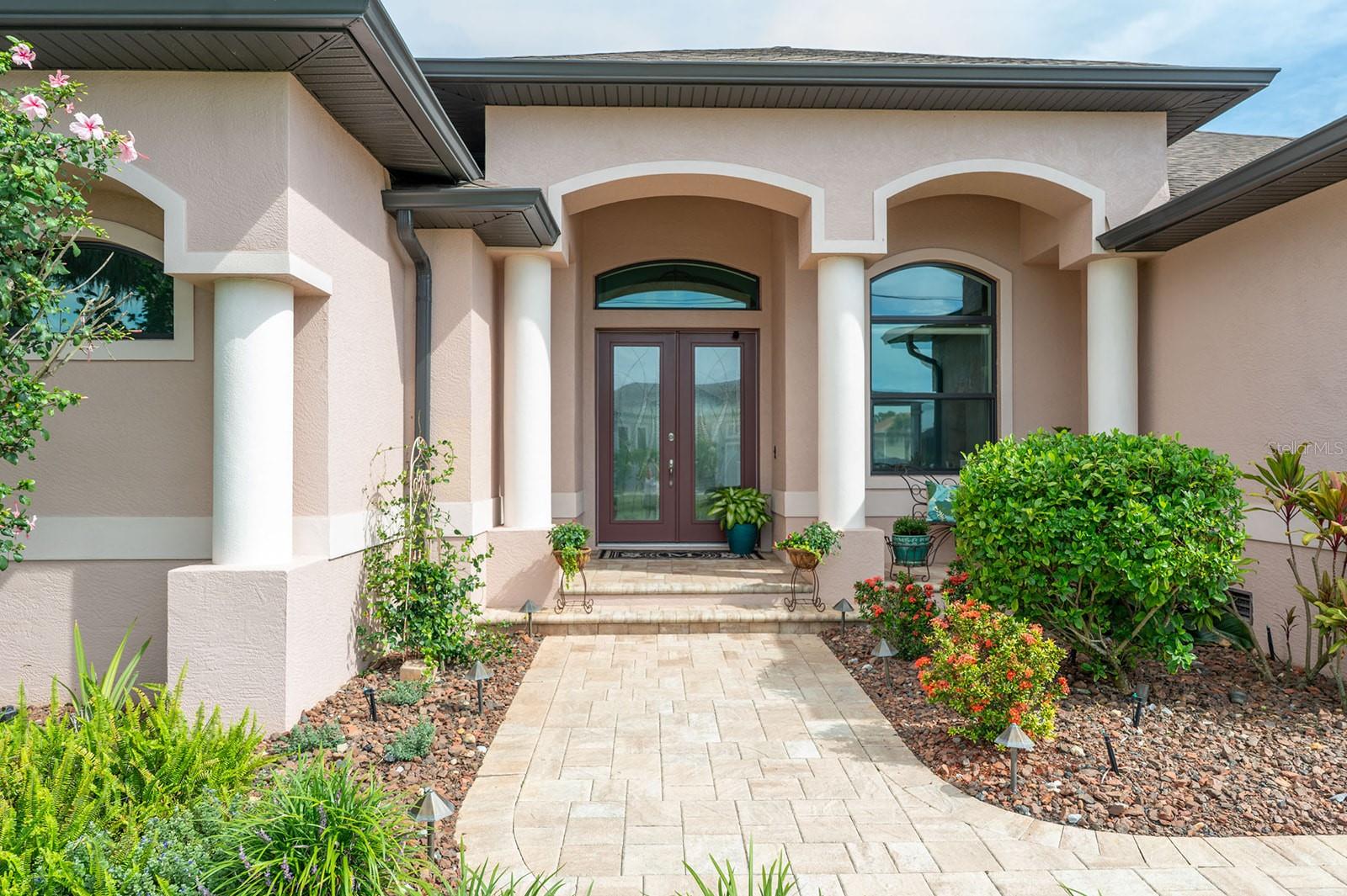 1131 ROTONDA CIR, ROTONDA WEST, FL, 33947