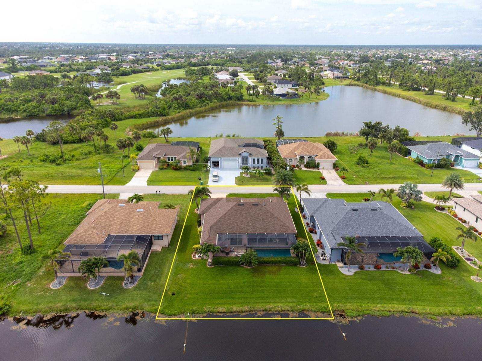 1131 ROTONDA CIR, ROTONDA WEST, FL, 33947