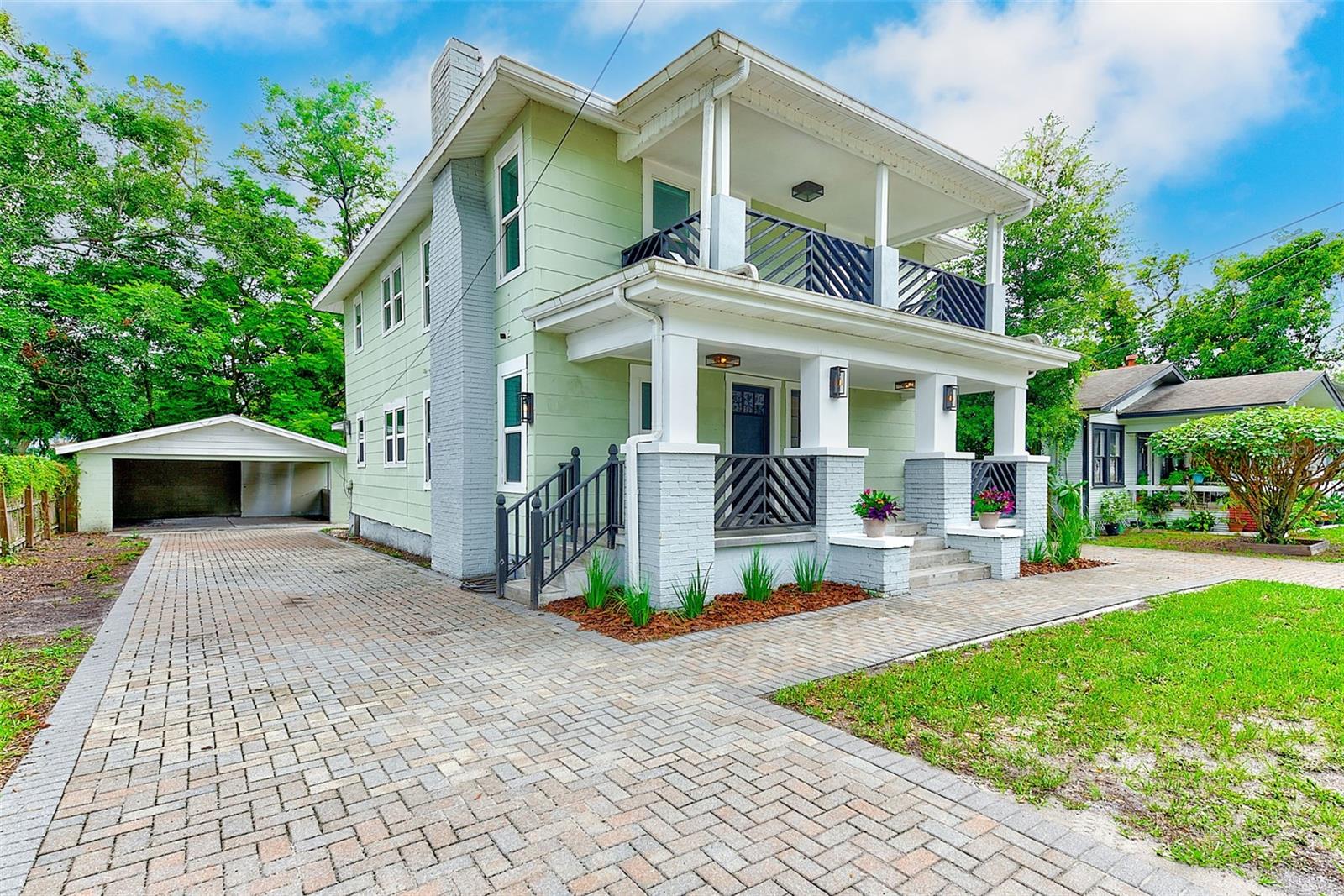 809 E BAKER ST, TAMPA, FL, 33603