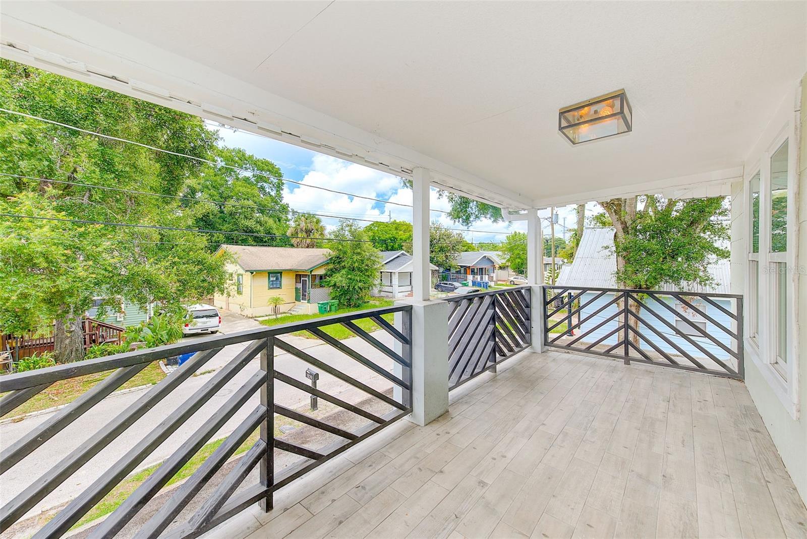 809 E BAKER ST, TAMPA, FL, 33603