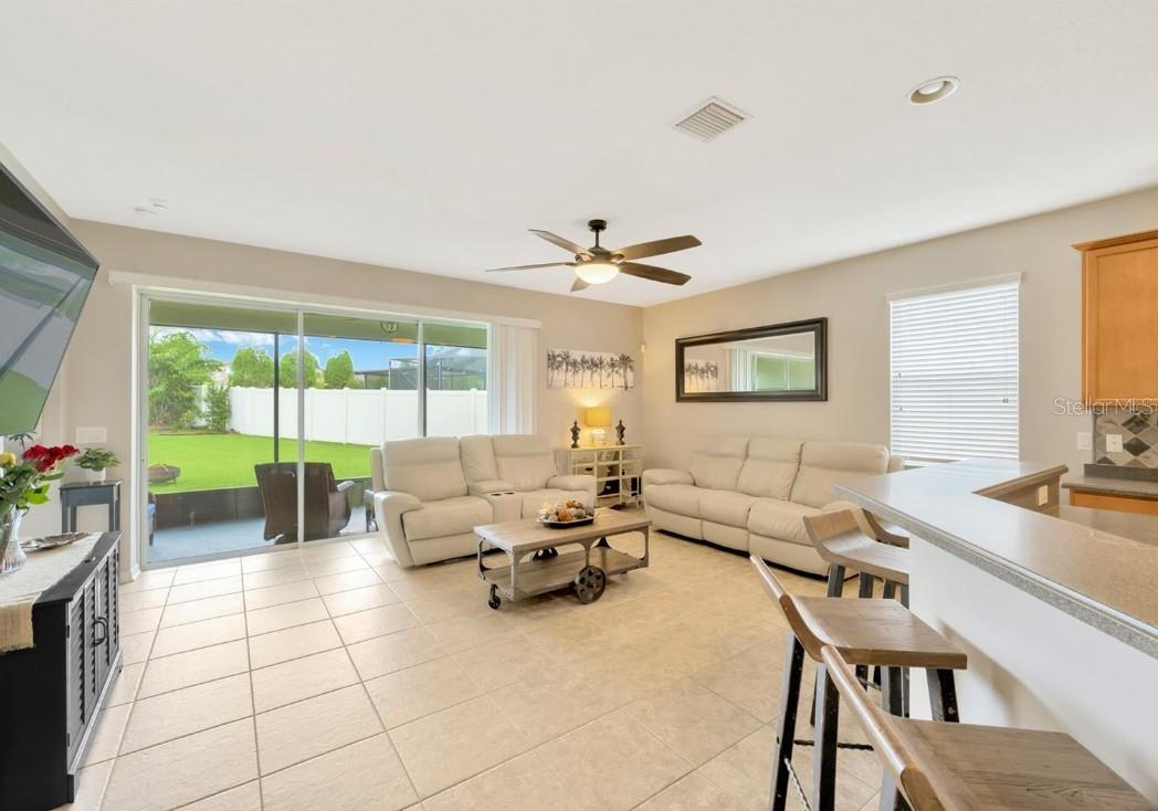 11127 WEMBLEY LANDING DR, LITHIA, FL, 33547