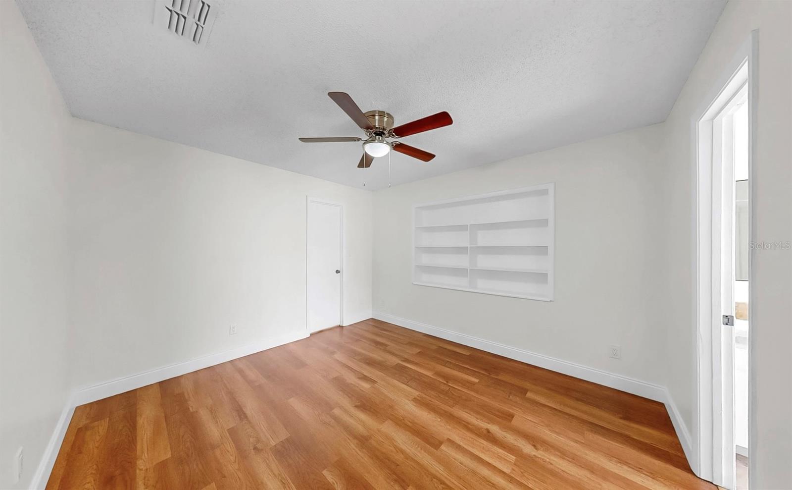 9650 STARLINE DR, DADE CITY, FL, 33525