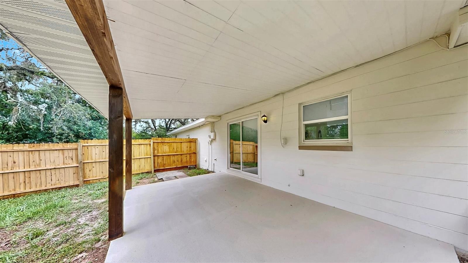 9650 STARLINE DR, DADE CITY, FL, 33525