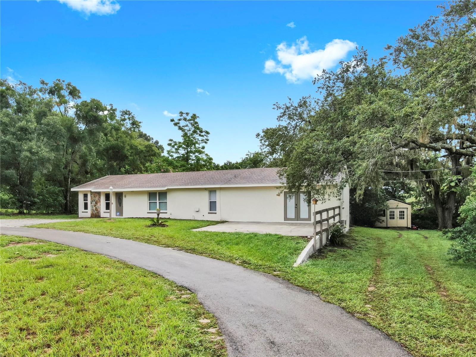 9650 STARLINE DR, DADE CITY, FL, 33525