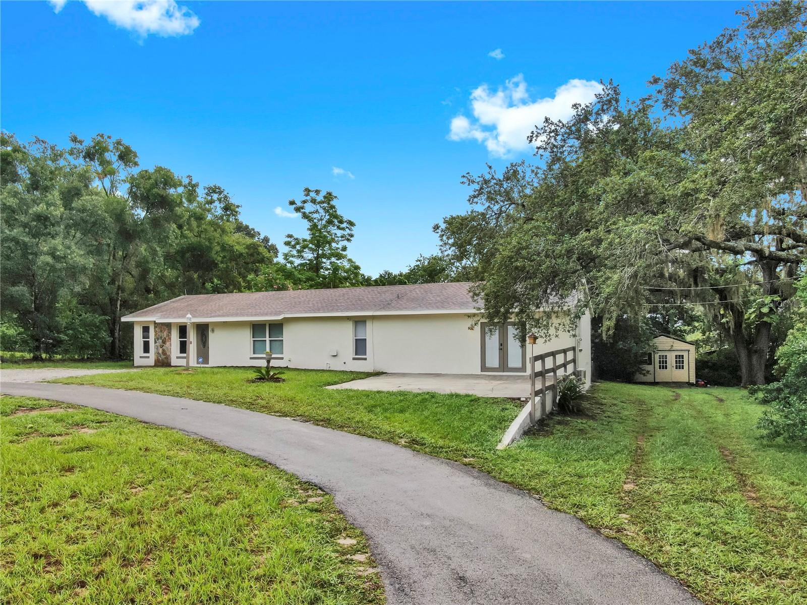 9650 STARLINE DR, DADE CITY, FL, 33525