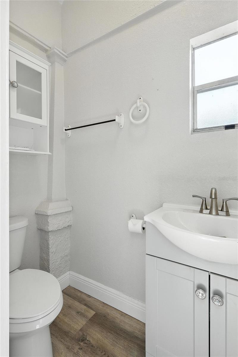 1ST BEDROOM IN THE FRONT ATTACHED BATHROOM