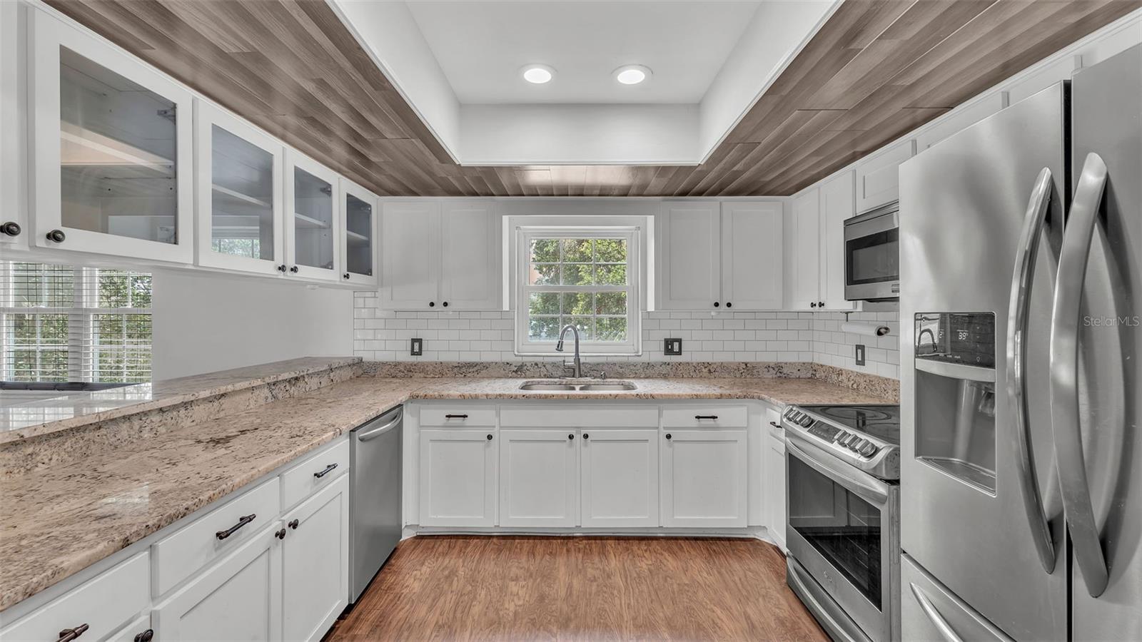 9934 PENINSULAR DR, GIBSONTON, FL, 33534