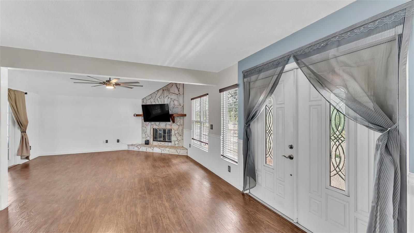 9934 PENINSULAR DR, GIBSONTON, FL, 33534