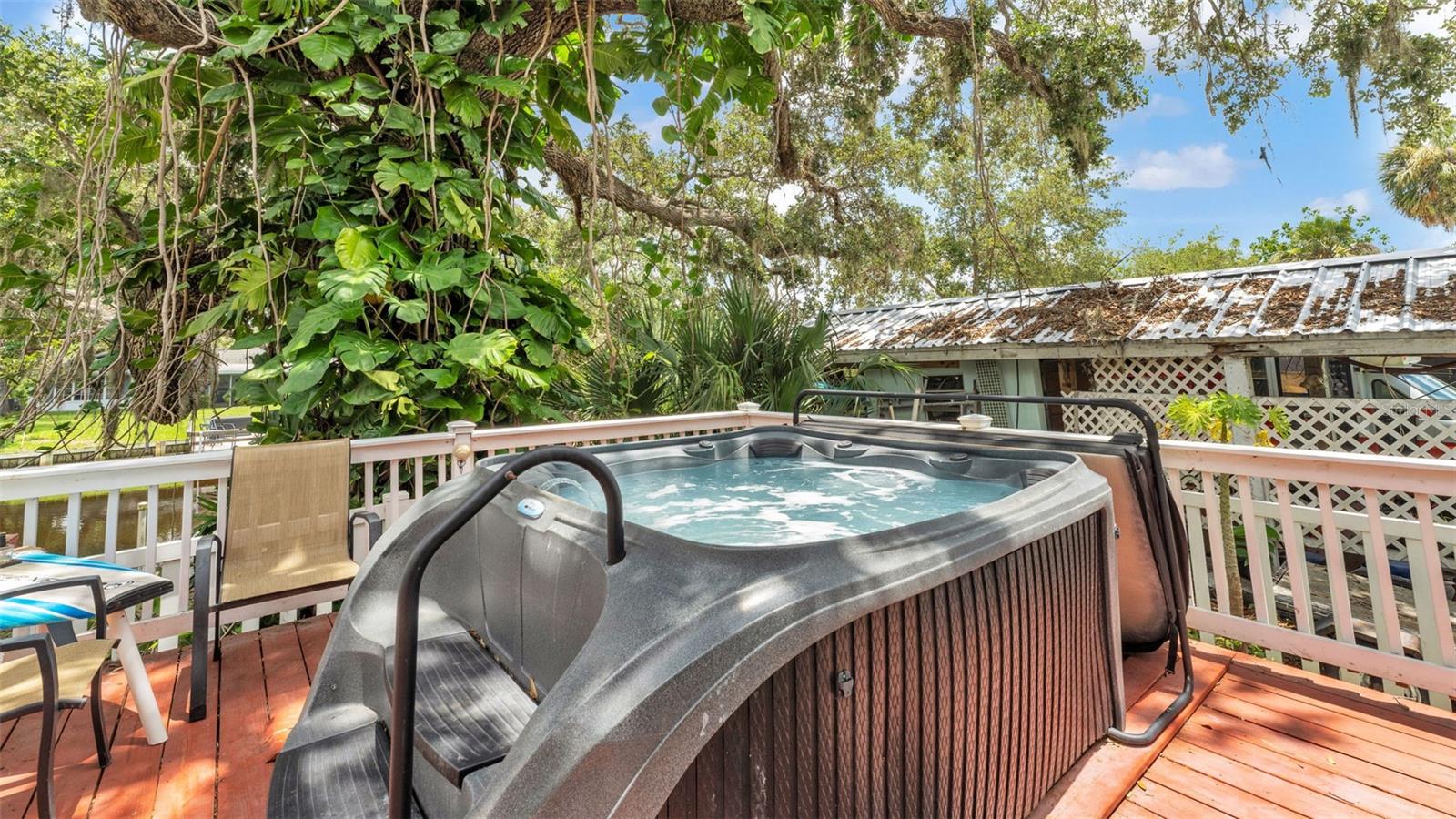 9934 PENINSULAR DR, GIBSONTON, FL, 33534