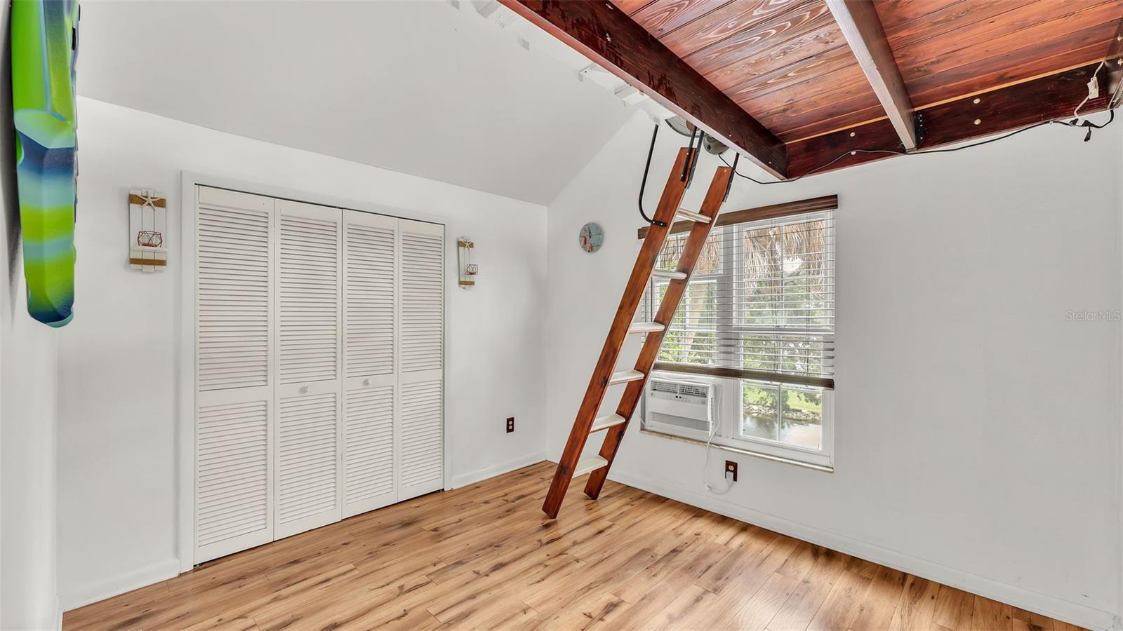 9934 PENINSULAR DR, GIBSONTON, FL, 33534